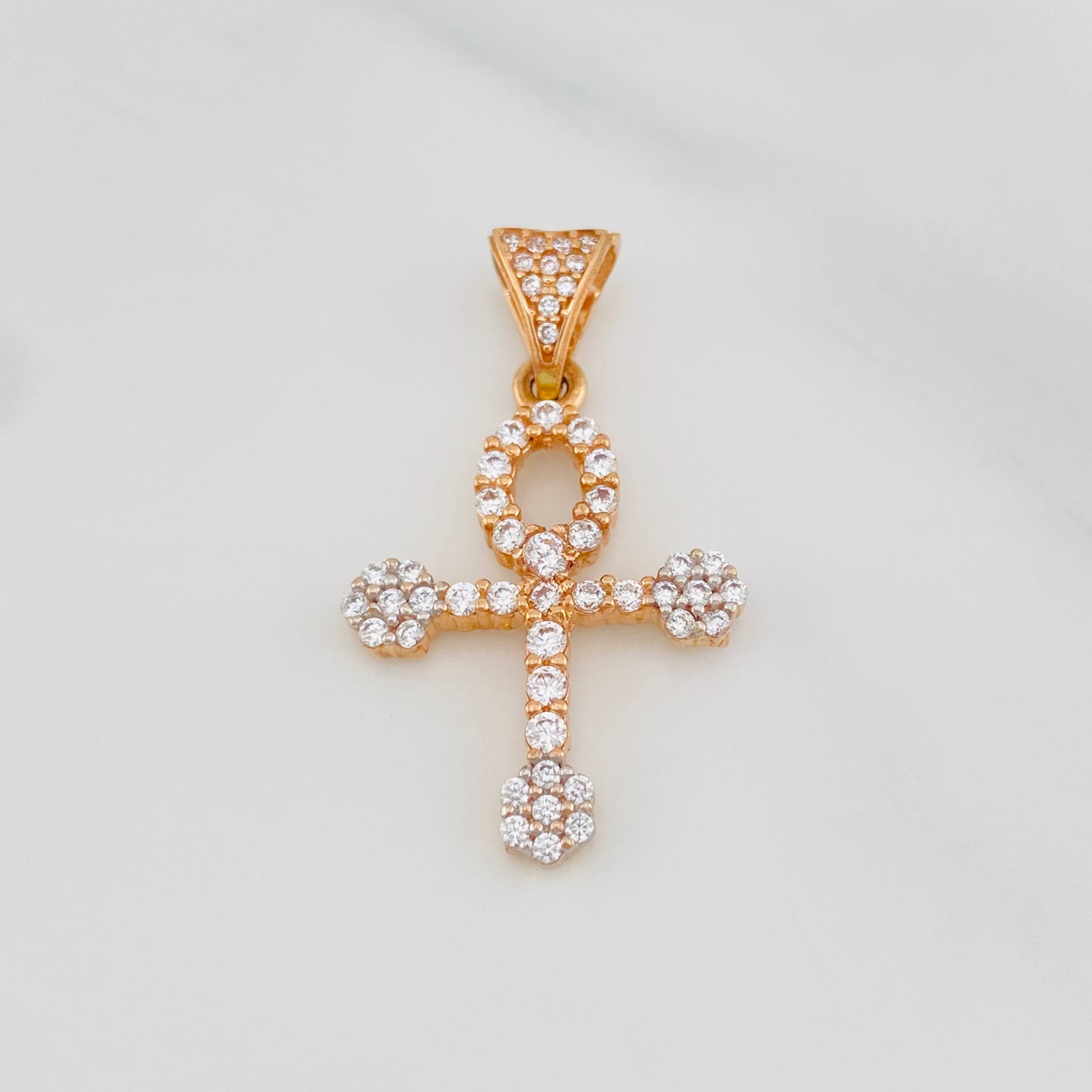 Dije Cruz 2.5 g / 3 cm Dos Oros Banco Rosa 18K