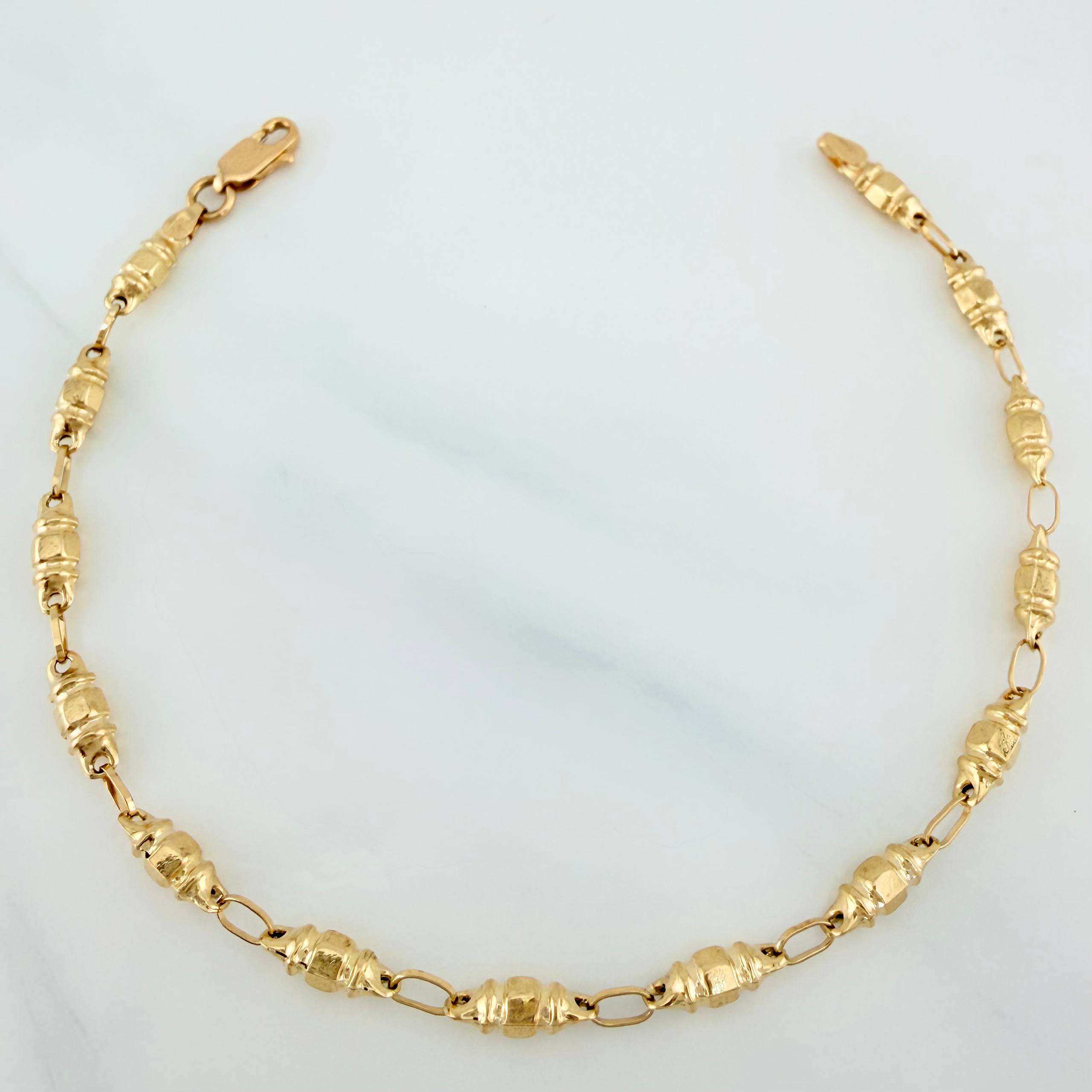 Pulso Rustico Barril 2.9 g / 19.5 cm / 3.2 mm Oro Amarillo 18K