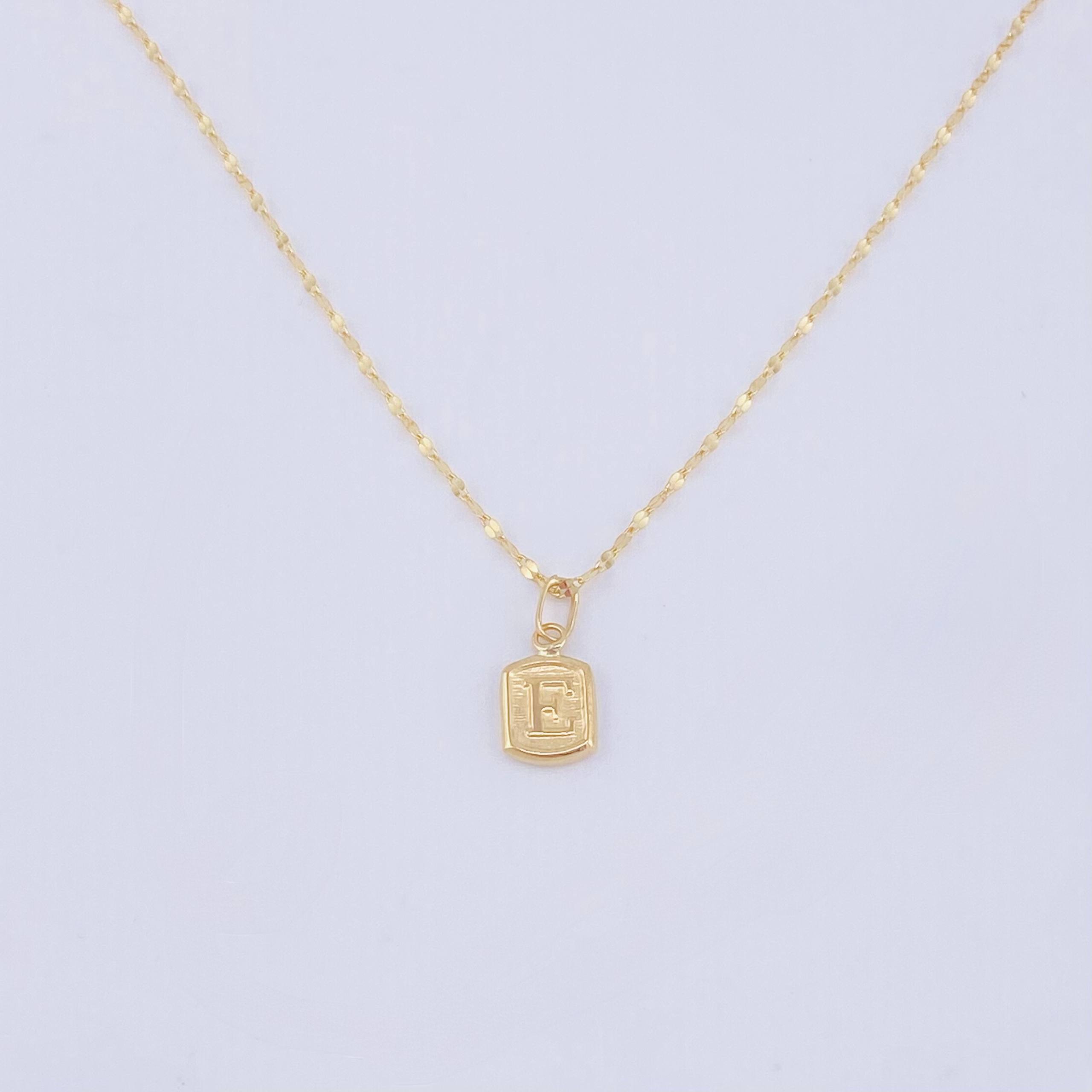 Set Cadena y Dije Flor Espejo - Letra E 1.35gr / 45cm / 1.2mm Oro Amarillo 18K (Oferta) ©