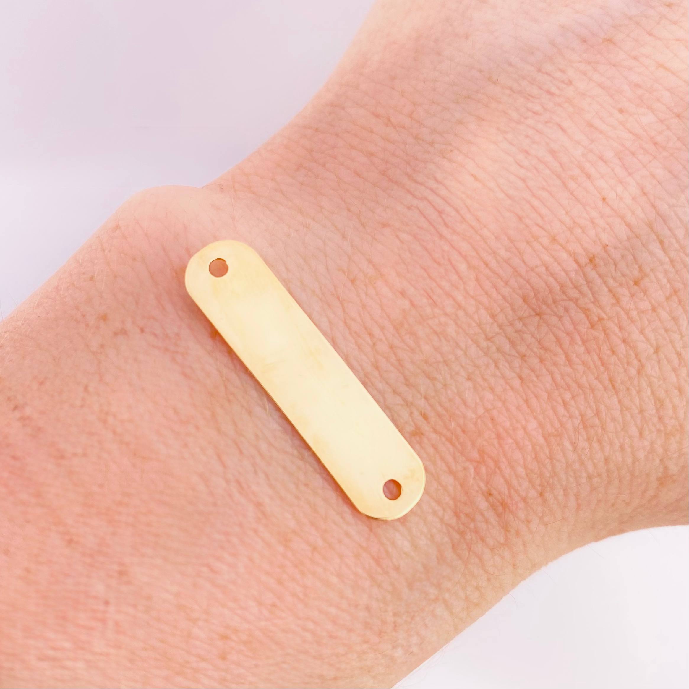Herraje Placa Ovalada 0.75 g / 2.6 cm Oro Amarillo 18K