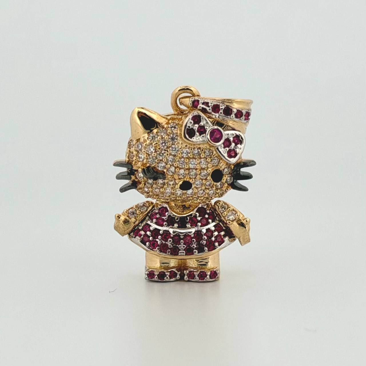 Dije Gata 5.15gr / 2.8cm / Dos Oros Amarillo Blanco 18K ©