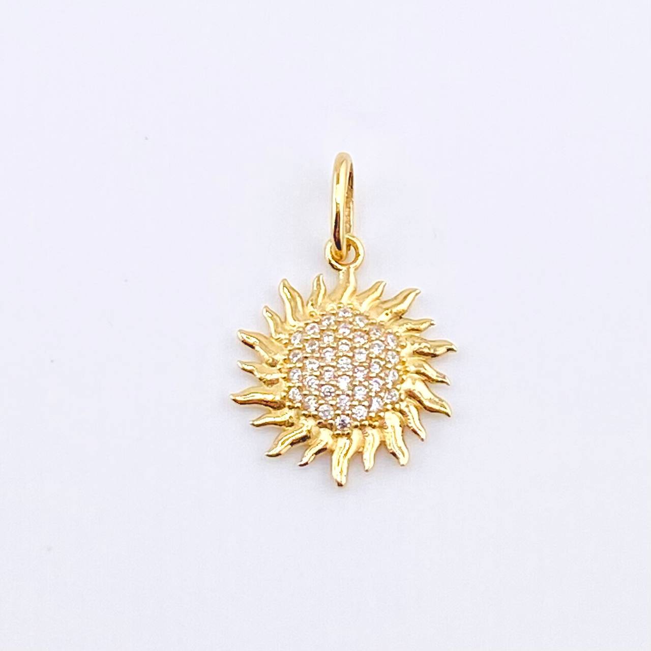 Dije Sol Tupido 1.75gr / 2.3cm / Oro Amarillo 18K ©