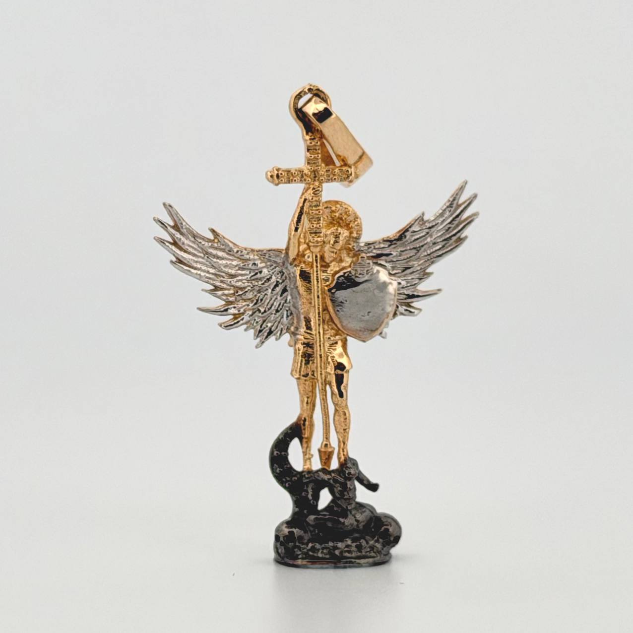 Dije San Miguel 3.1gr / 3.8cm / Dos Oros Amarillo Blanco 18K