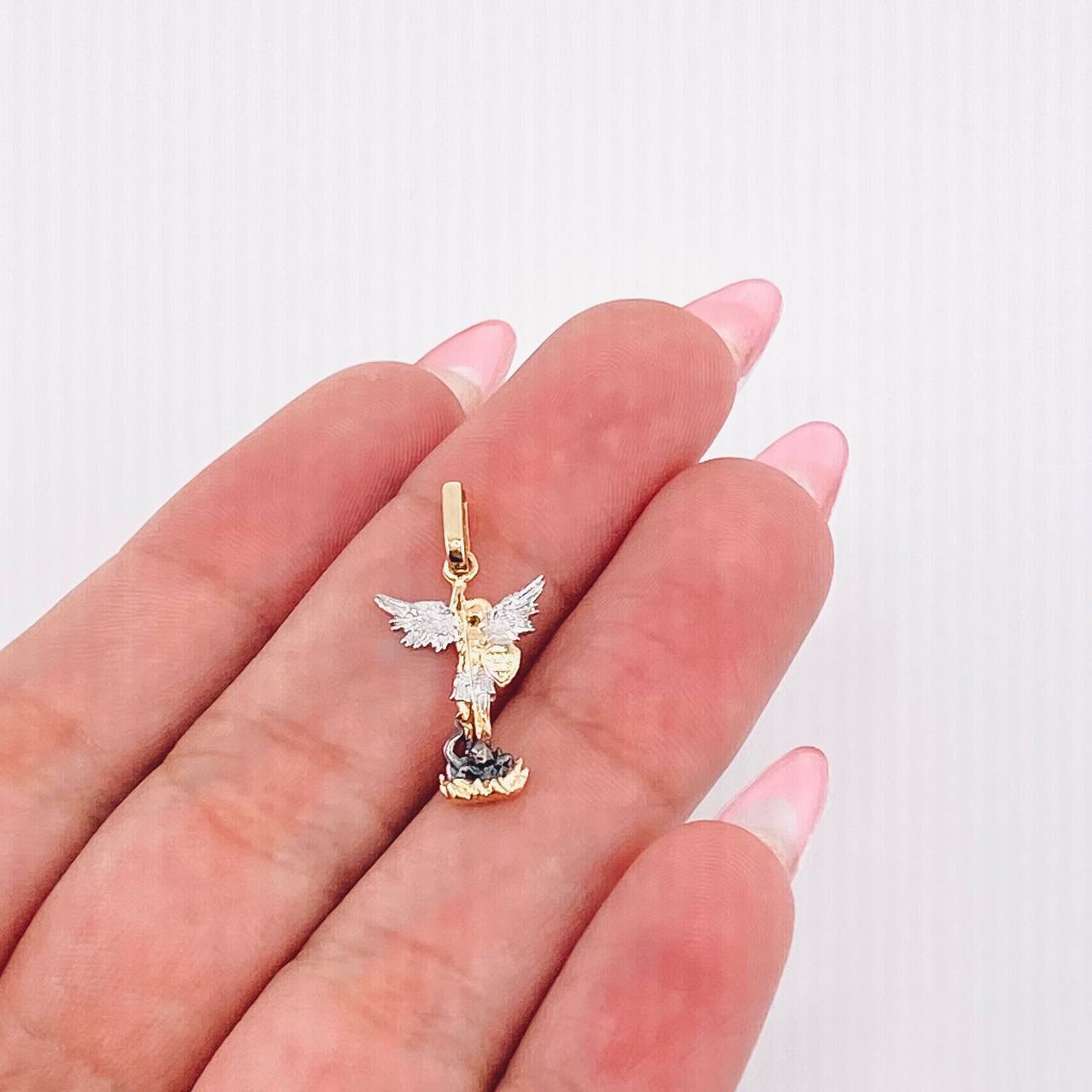 Dije San Miguel 0.95gr / 2.3cm / Dos Oros Amarillo Blanco 18K