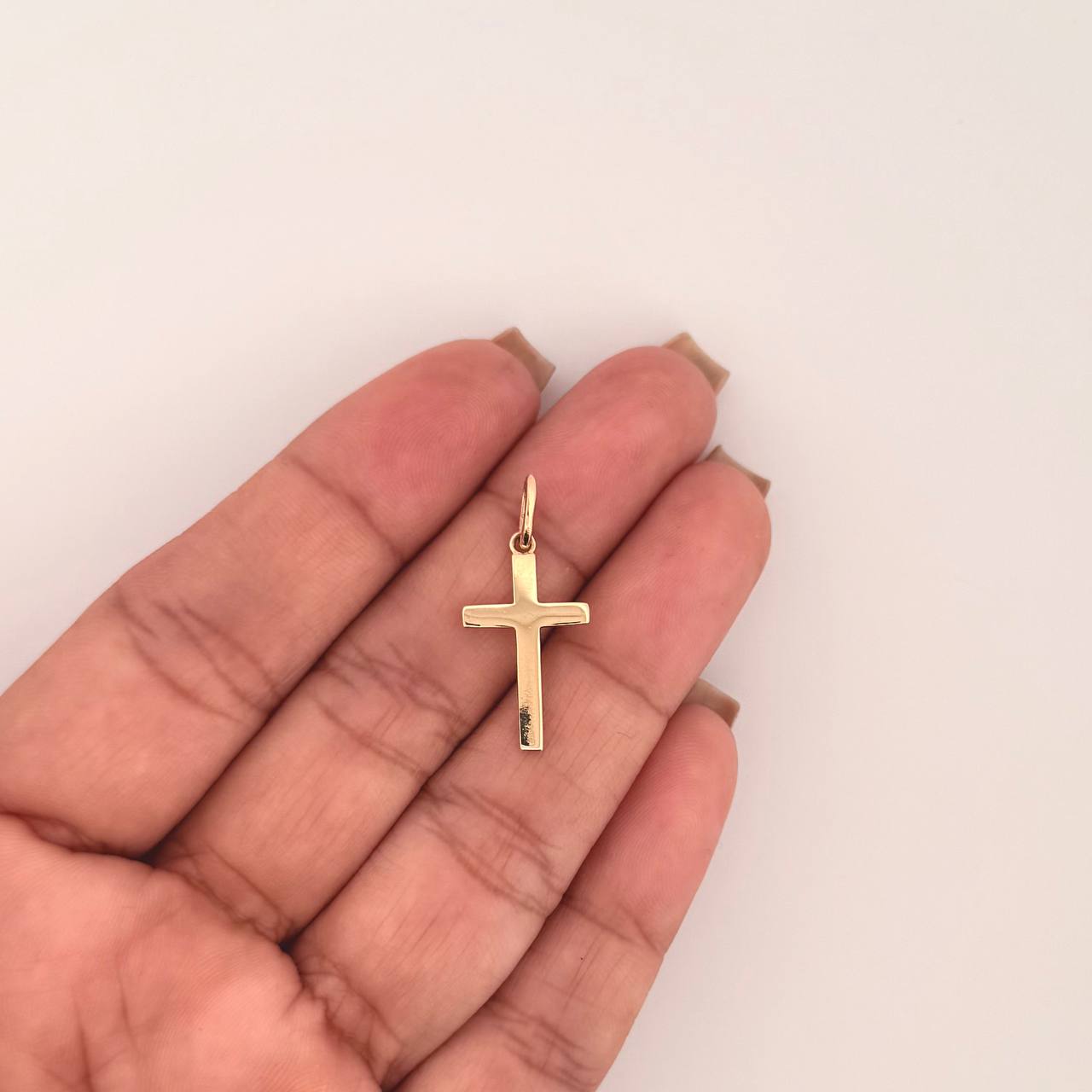 Dije Cruz 1.15gr / 2.7cm / Oro Amarillo 18K