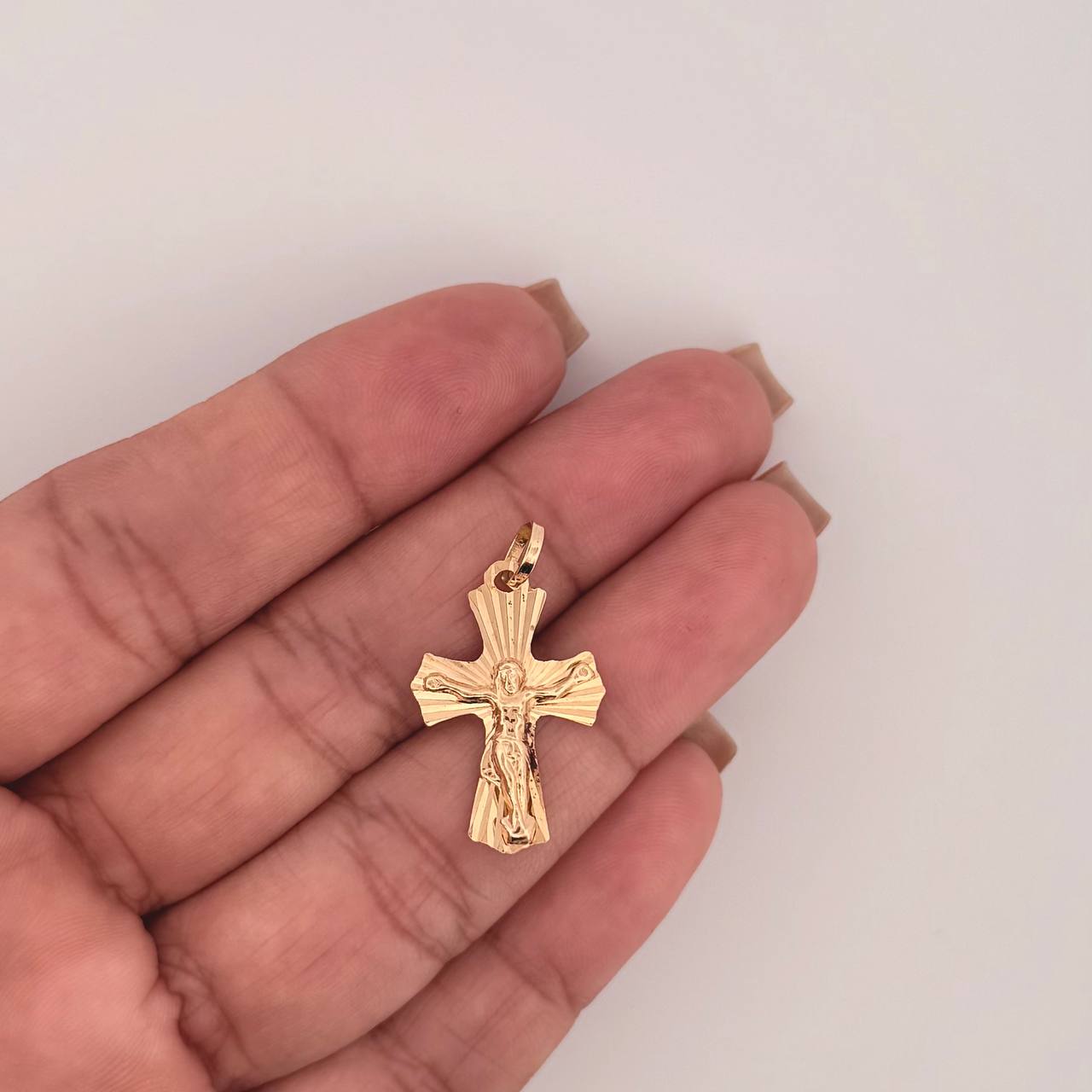 Dije Cruz Cristo 1.55gr / 3cm / Oro Amarillo 18K