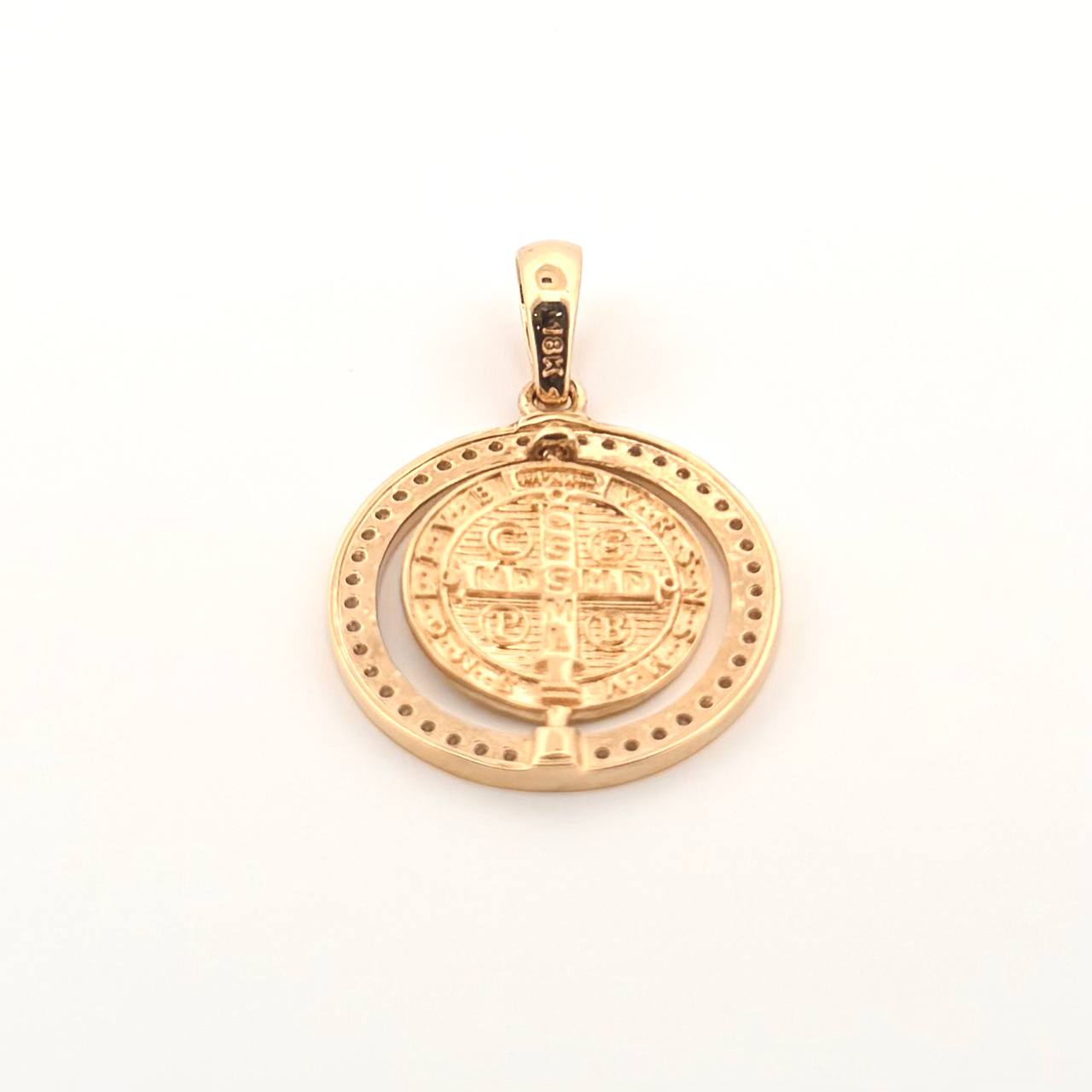 Dije Placa Circular San Benito 4.65gr / 3.3cm / Oro Amarillo 18K