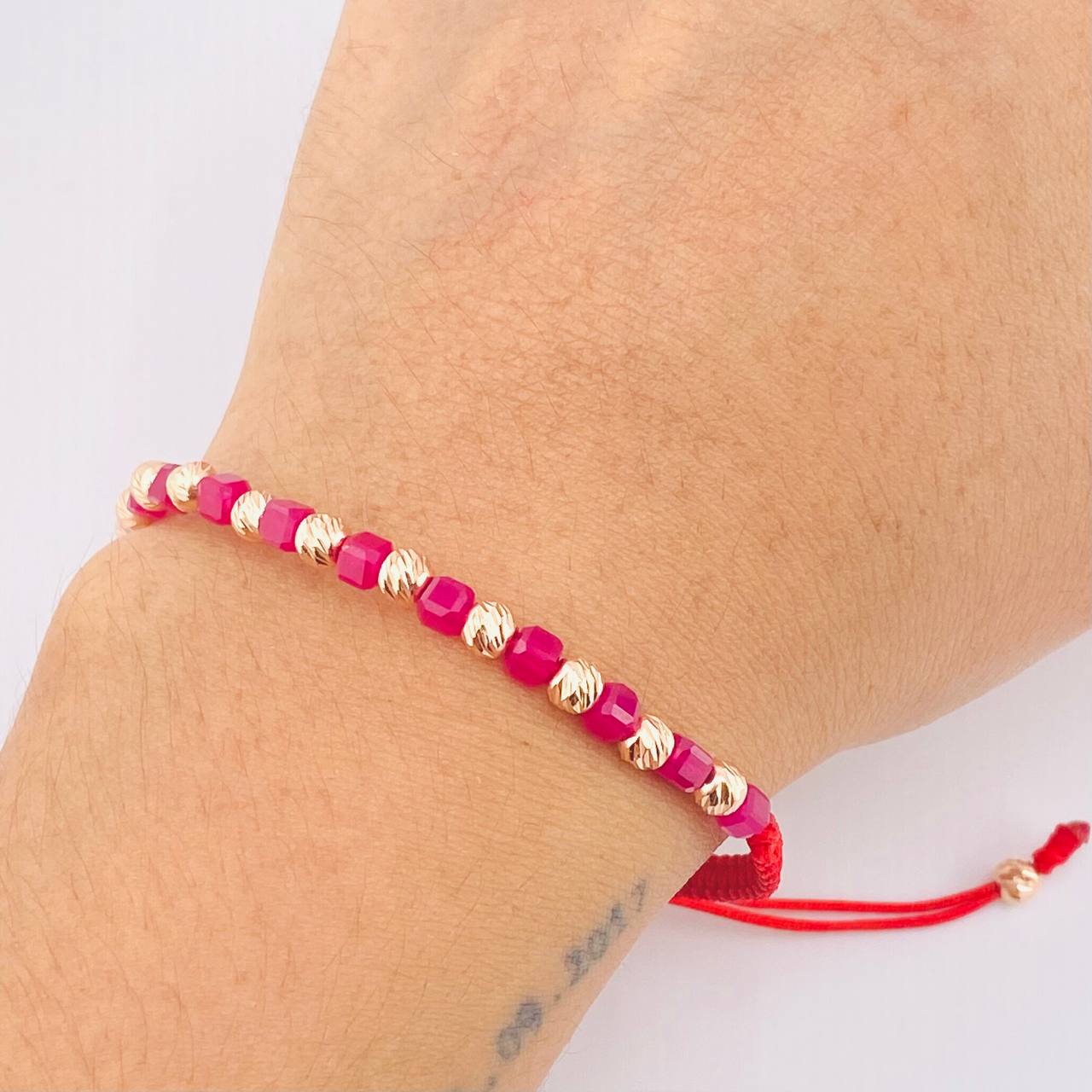 Pulsera Roja Morrallas Rubies 1.25gr / 4mm Oro Rosa 18K *