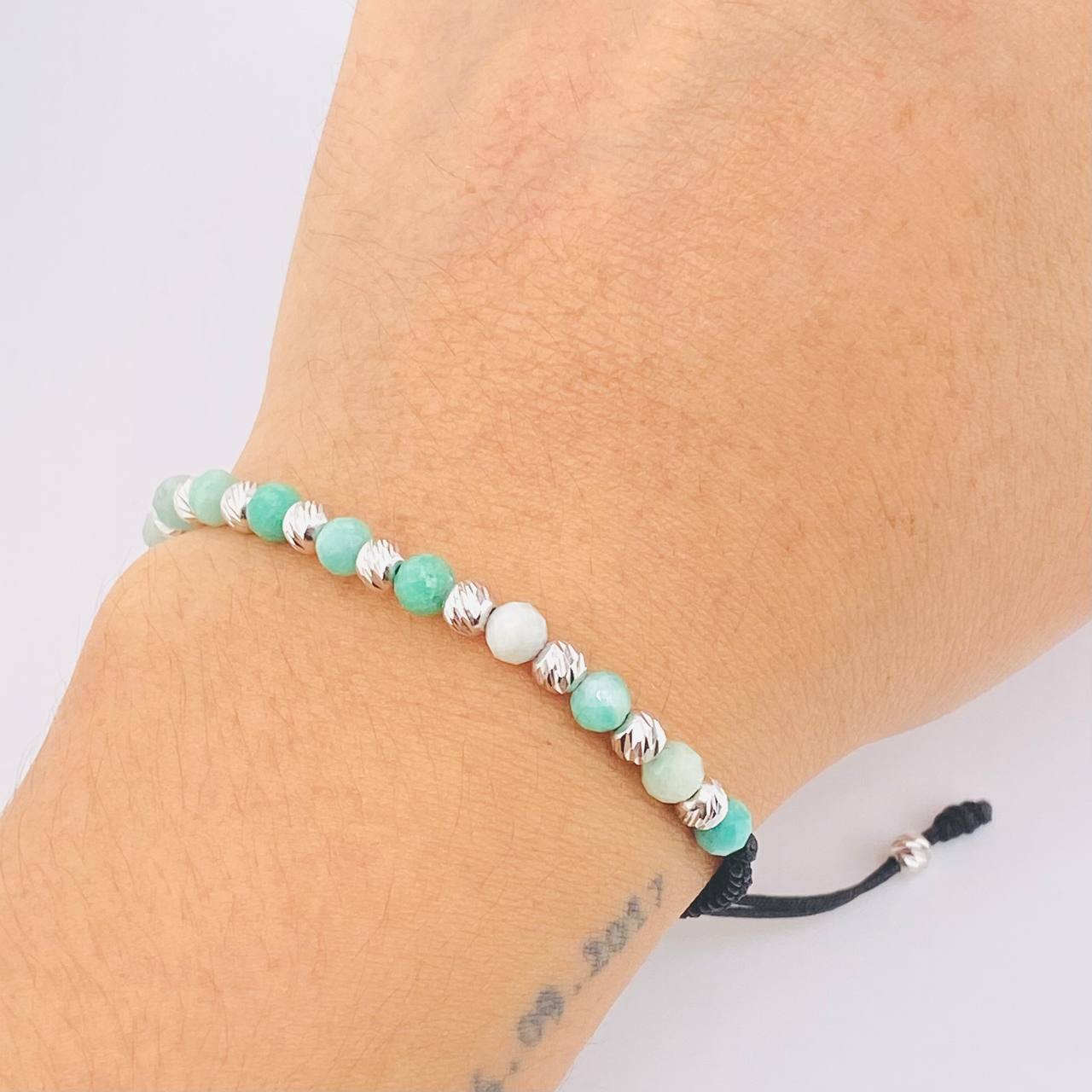 Pulsera Negra Morrallas Esmeraldas 1.2gr / 4mm Oro Blanco 18K *