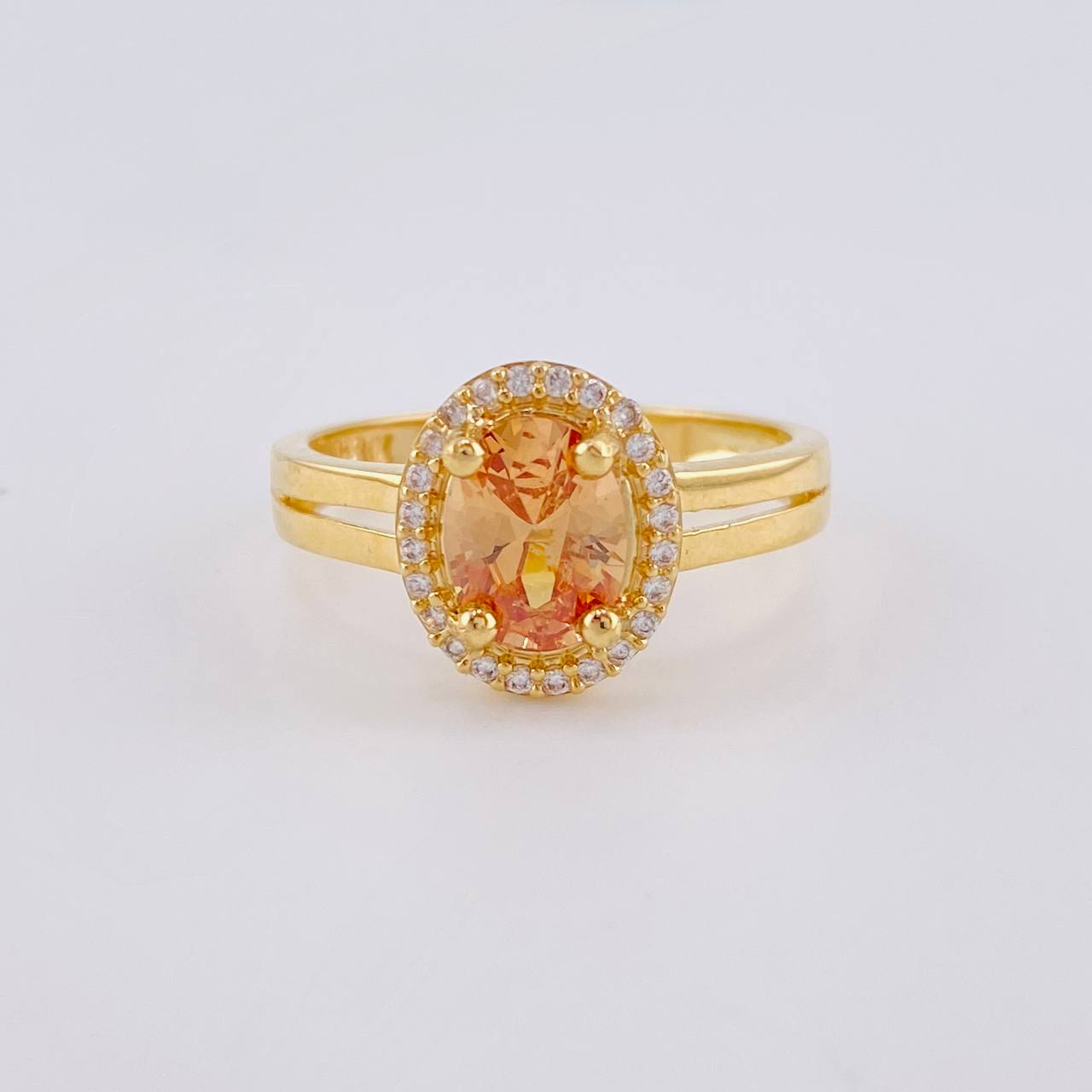 Anillo Ovalo Tupido Divisible 3.65 g / T7 1/2 Oro Amarillo 18K