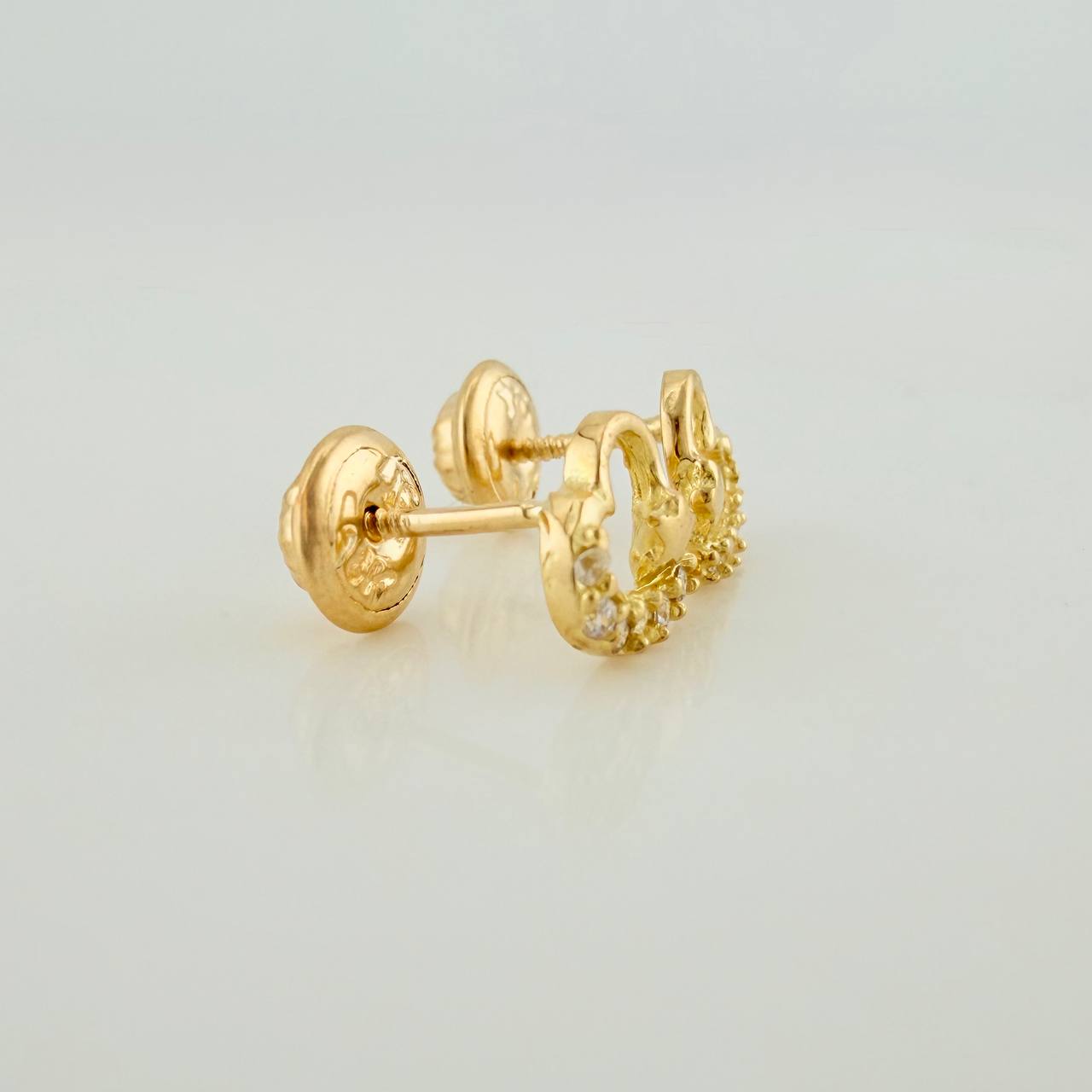 Topos Silueta Corazón Estrella 0.85gr / 6.4mm Oro Amarillo 18K
