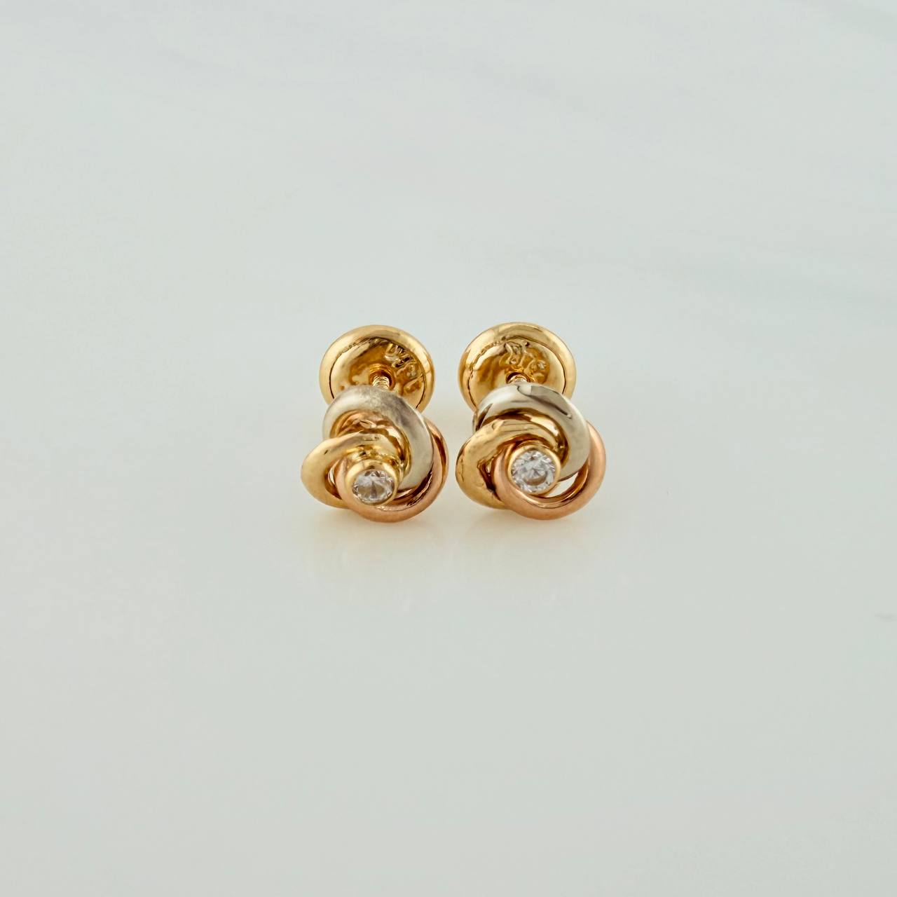 Topos Helice 0.95gr / 6.6mm Tres Oros 18K &