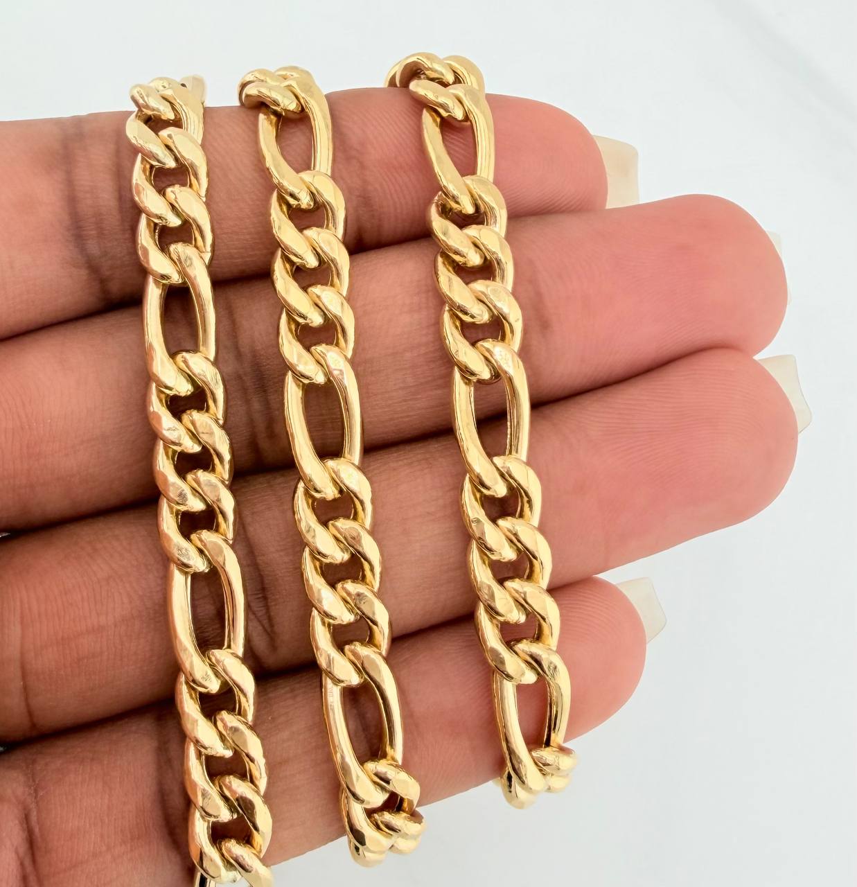 Cadena Figaro 14.35gr / 65.4cm / 6.3mm Oro Amarillo +1 18K $