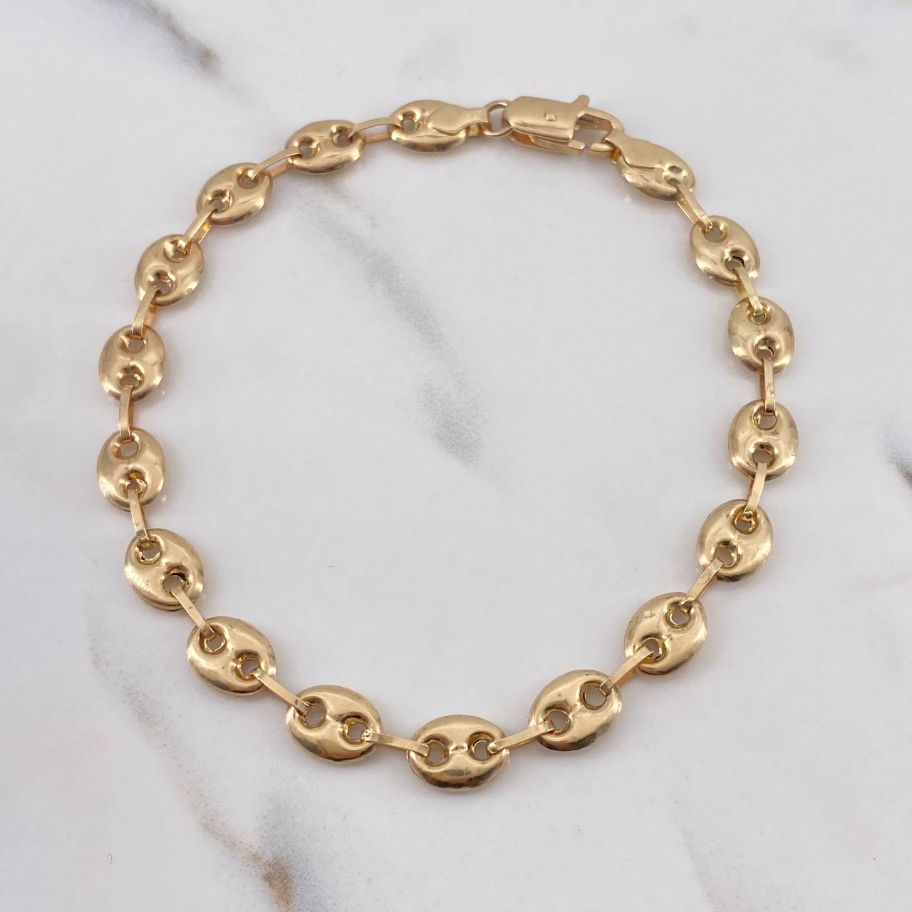 Pulso GC 6.2gr / 22cm / 6.7mm Liso Oro Amarillo 18K &