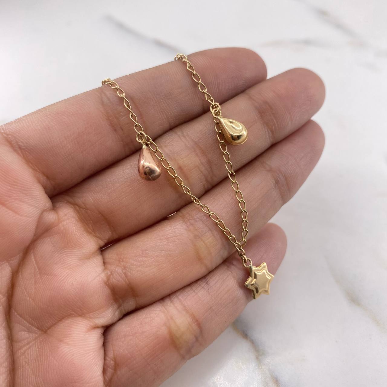 Tobillera Espiga  2.85gr / 24cm / Dijes Gotas Estrella Dos Oros Amarillo Blanco 18K &