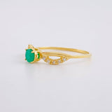 Anillo Solitario Entrelazado Esmeralda 20pts Diamante 5pts 1.6g / T6 Oro Amarillo 18K