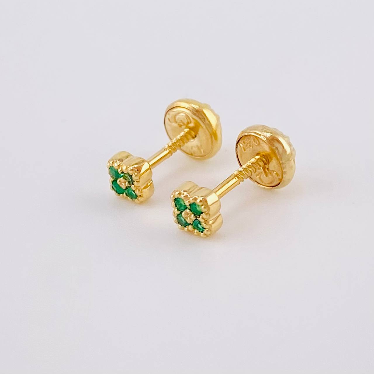 Topos Flor Trebol Esmeraldas 5pts 0.85g / 3.8mm Oro Amarillo 18K