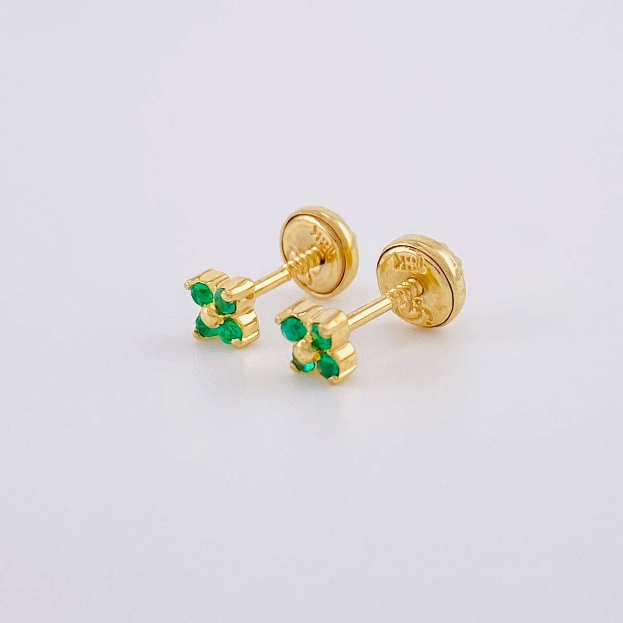 Topos Flor Trebol Esmeraldas 10pts 1.05g / 3.8mm Oro Amarillo 18K