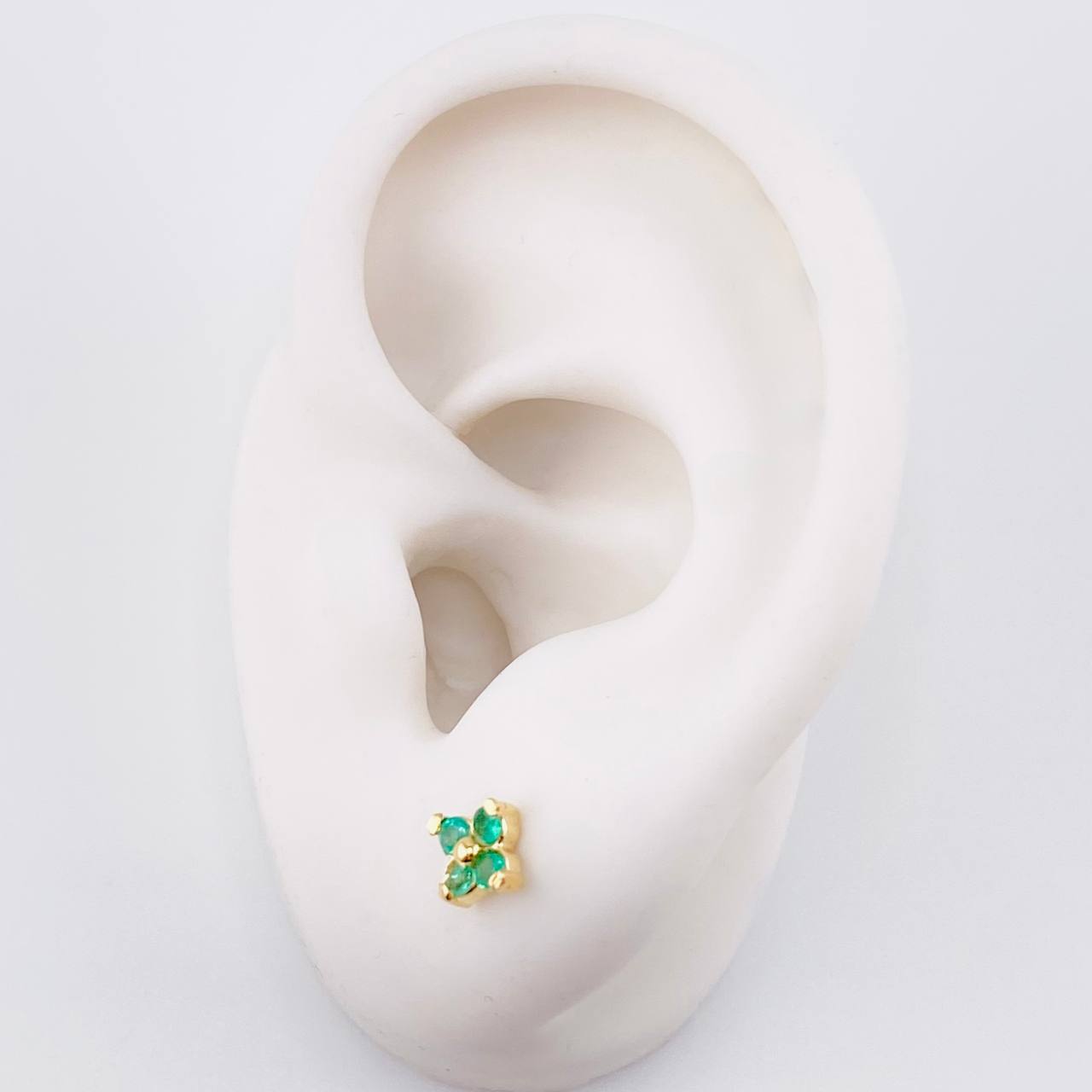 Topos Flor Trebol Esmeraldas 23pts 1.3g / 5mm Oro Amarillo 18K