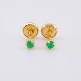 Topos Cuatro Garra Esmeraldas 9pts 0.8g / 2.8mm Oro Amarillo 18K