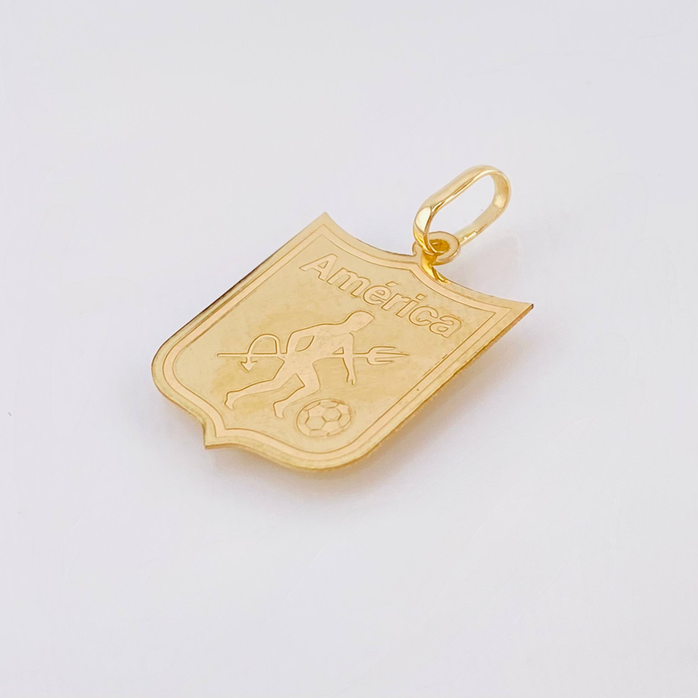 Dije Escudo America De Cali 1.55gr / 2.8cm / Oro Amarillo 18K *