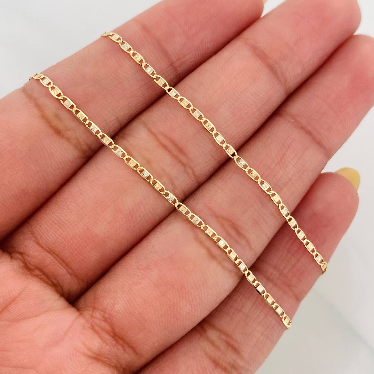 Cadena Escalera 1.45 g / 45 cm / 1.3 mm Tres Oros 18K