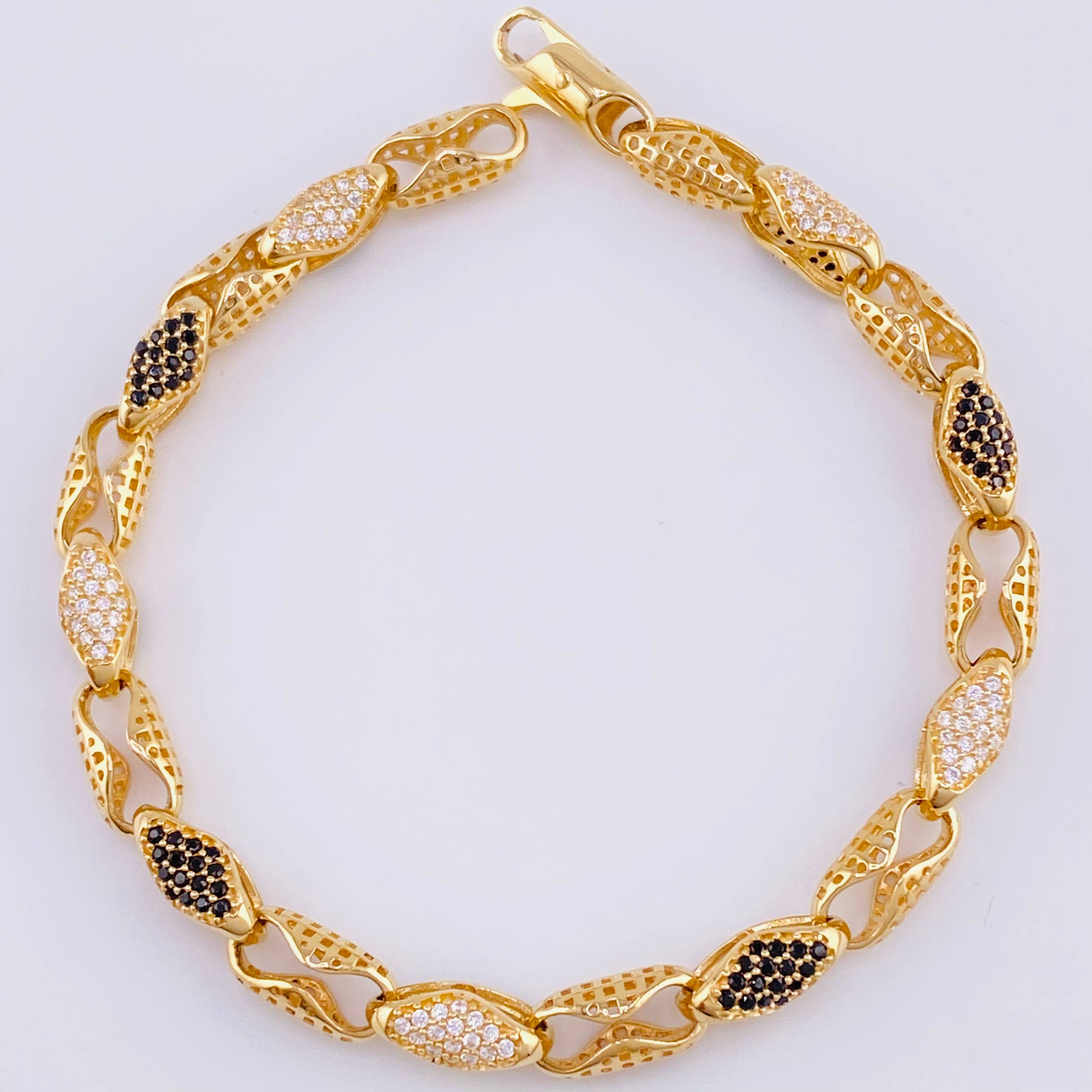 Pulso Rustico Granada Concavo 15.55 g / 19.5 cm / 5.4 mm Oro Amarillo 18K