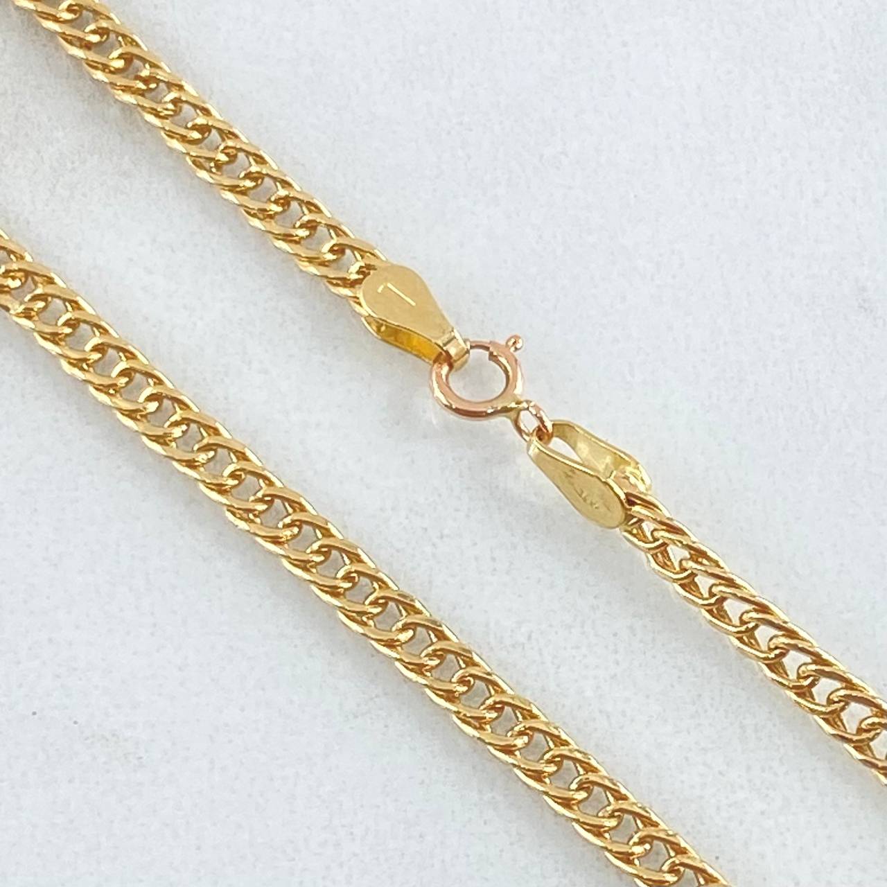 Cadena Cubana Reticulada 5.65gr / 50cm / Oro Amarillo +3 18K ©