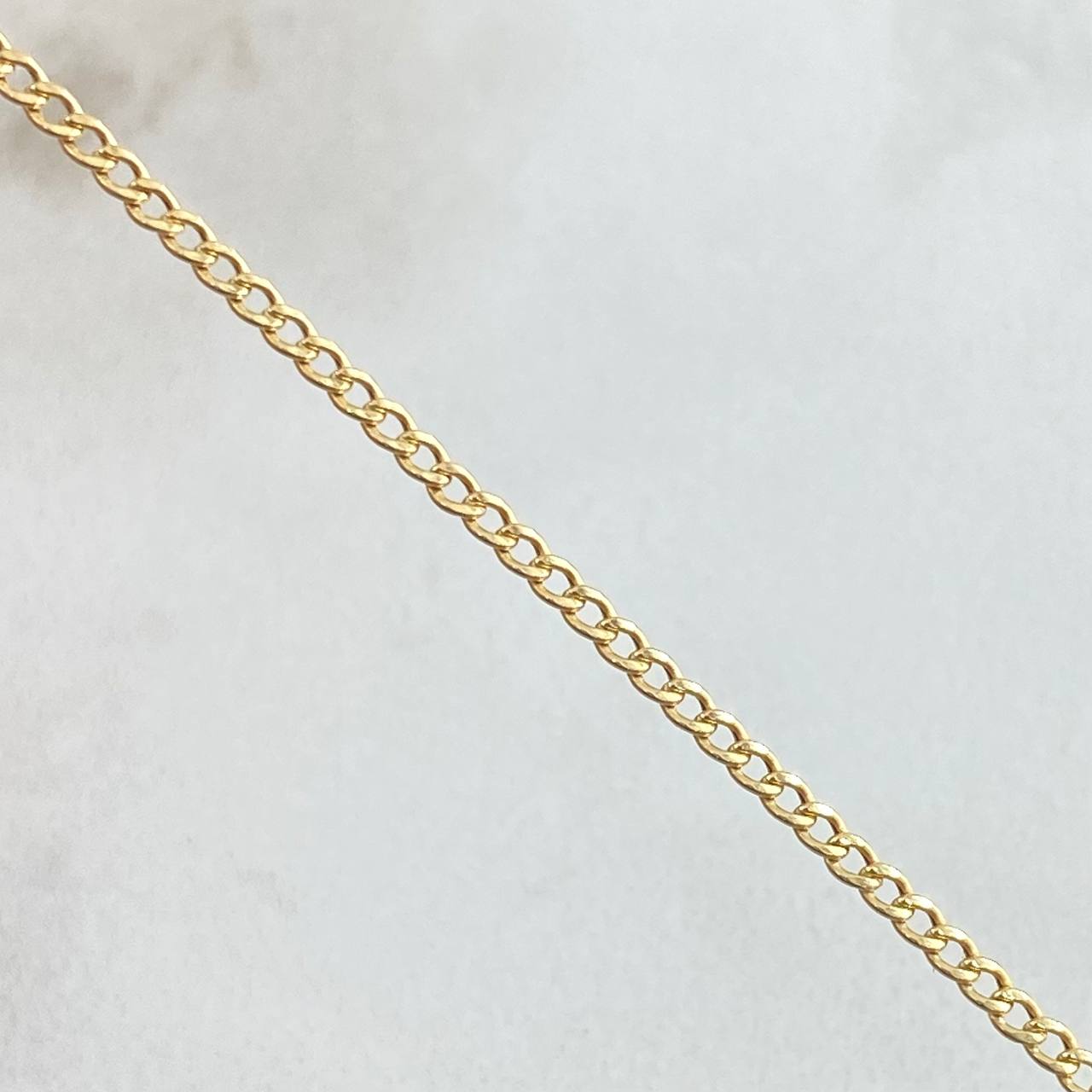 Cadena Cubana 1.35gr / 50cm / Oro Amarillo +1 18K ©