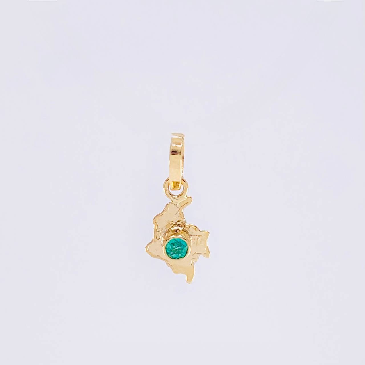 Dije Mapa Colombia Esmeralda 3Pts 0.25 g / 2.2 cm Oro Amarillo 18K