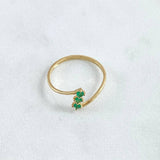 Anillo Trio Vertical Esmeraldas 18Pts 1.2 g / T7 1/2 Oro Amarillo 18K