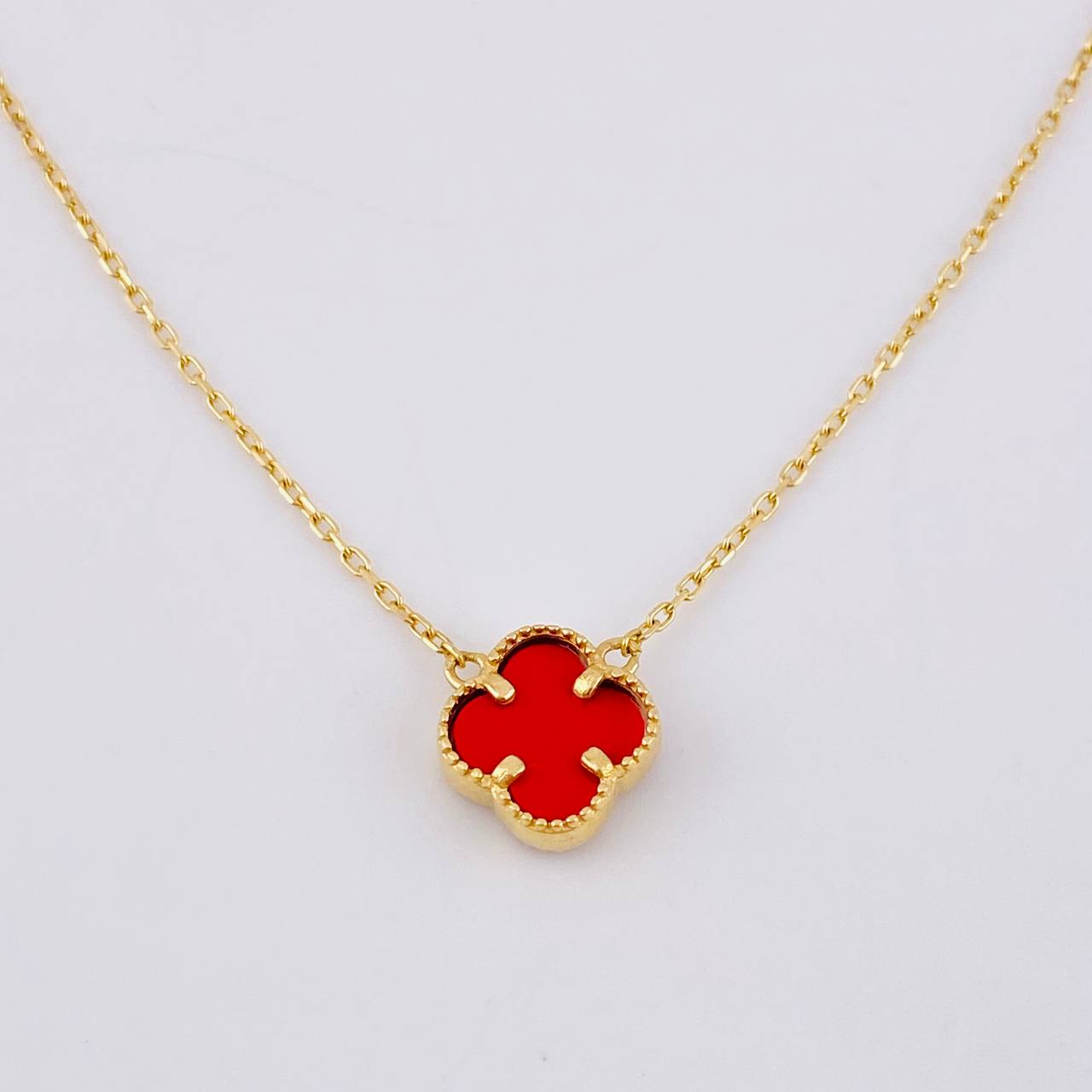 Cadena Aro Seguido Trebol Rojo 2.65gr / 41cm-43.5cm / 1mm Oro Amarillo Nac.Esp. 18K ©