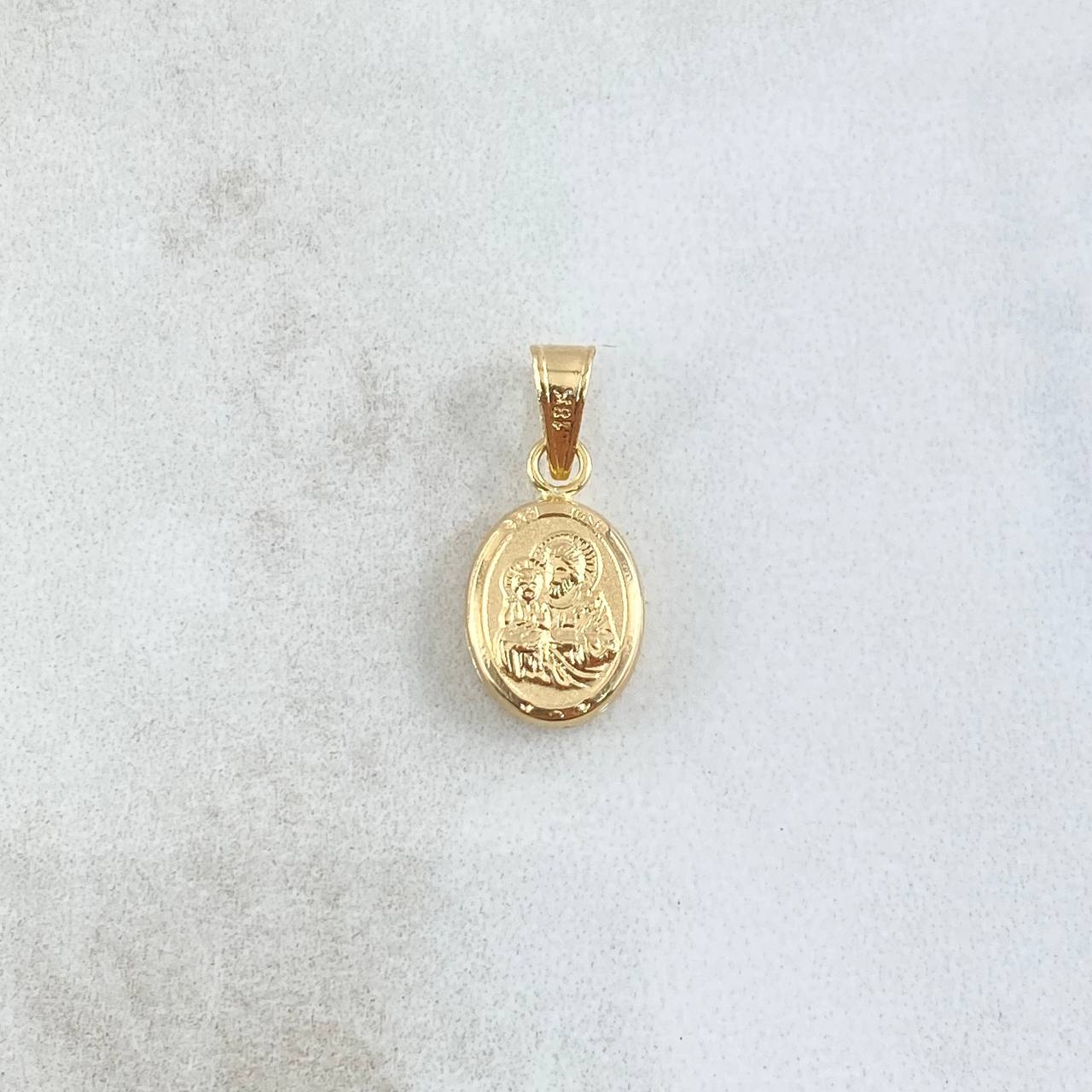 Dije San José 0.5gr / 1.7cm / Ovalo Cargador Liso Oro Amarillo 18K ©