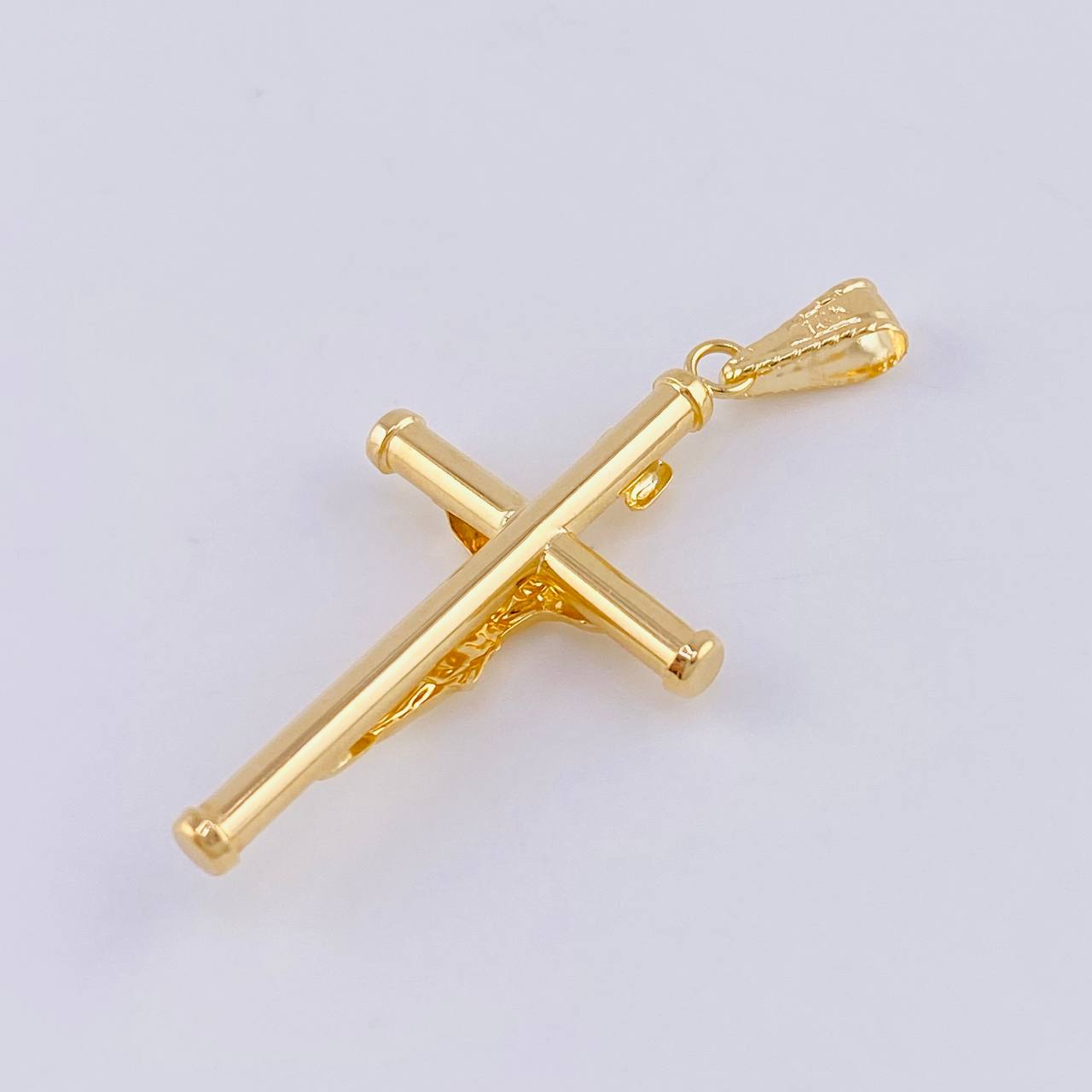Dije Cruz Cristo Baston 1.2gr / 4cm / Oro Amarillo 18K *