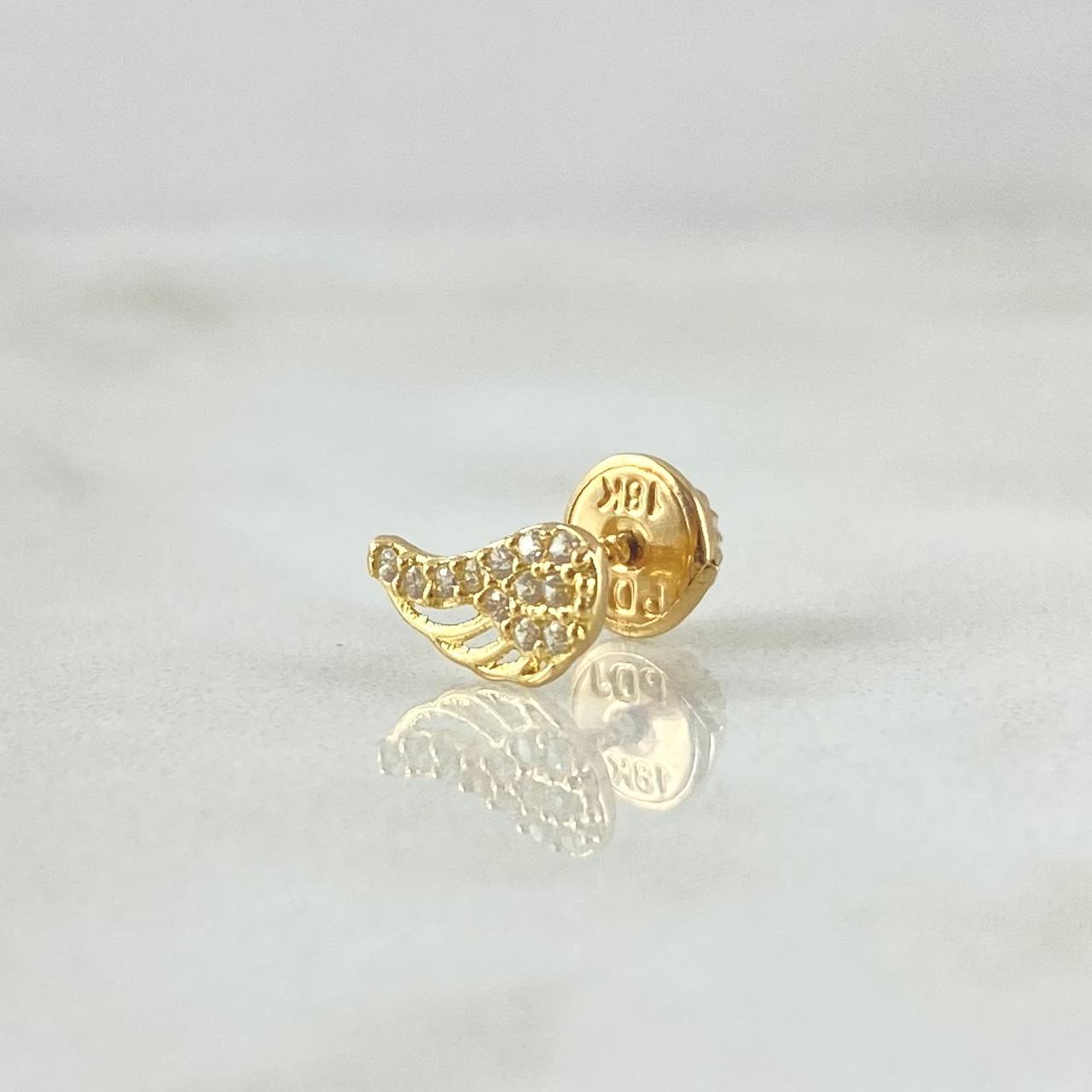 Piercing Ala 0.4gr / 4.6mm Circones Blancos Oro Amarillo 18K (Joya)