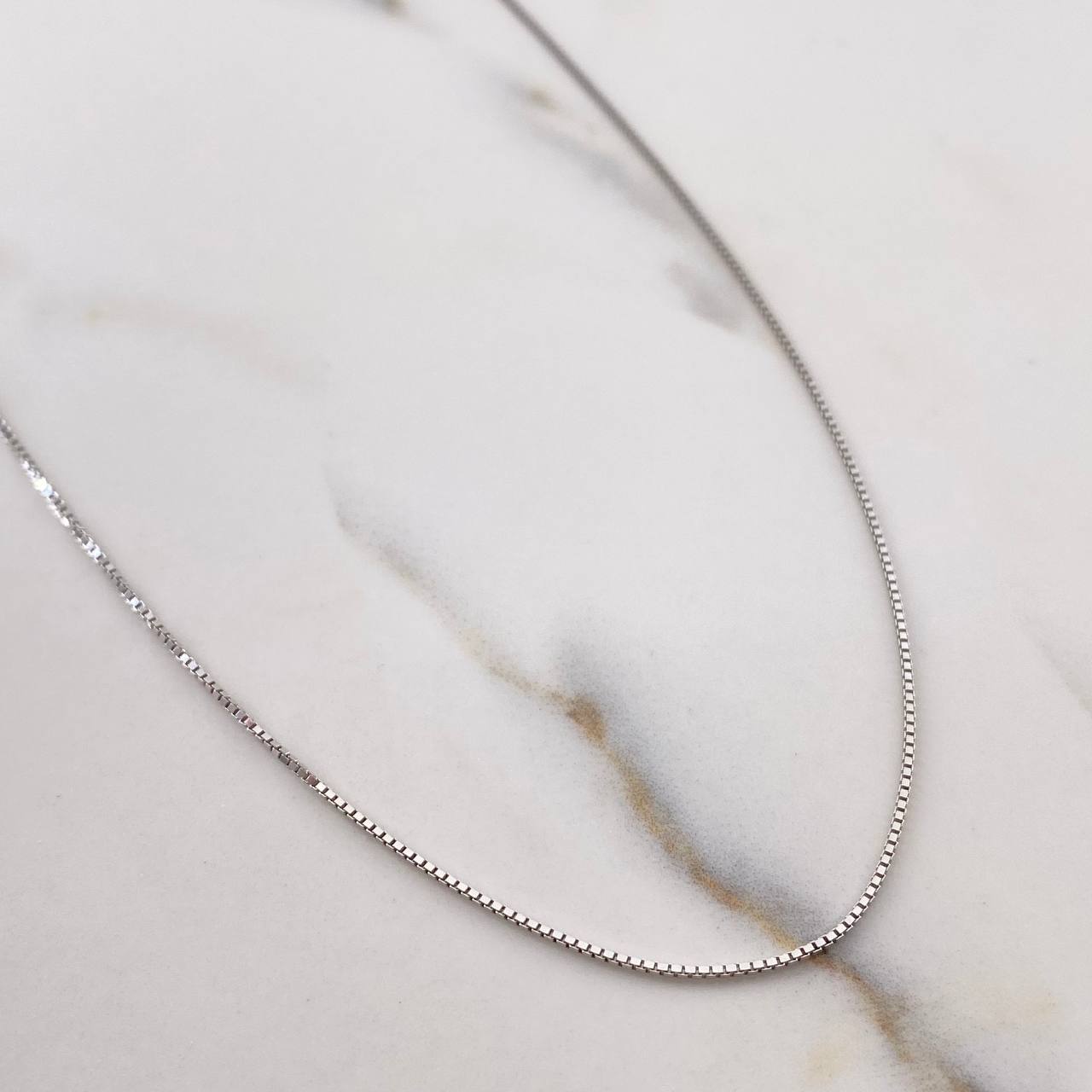 Cadena Veneciana 1.85gr / 50cm / 0.7mm Oro Blanco +3 18K &