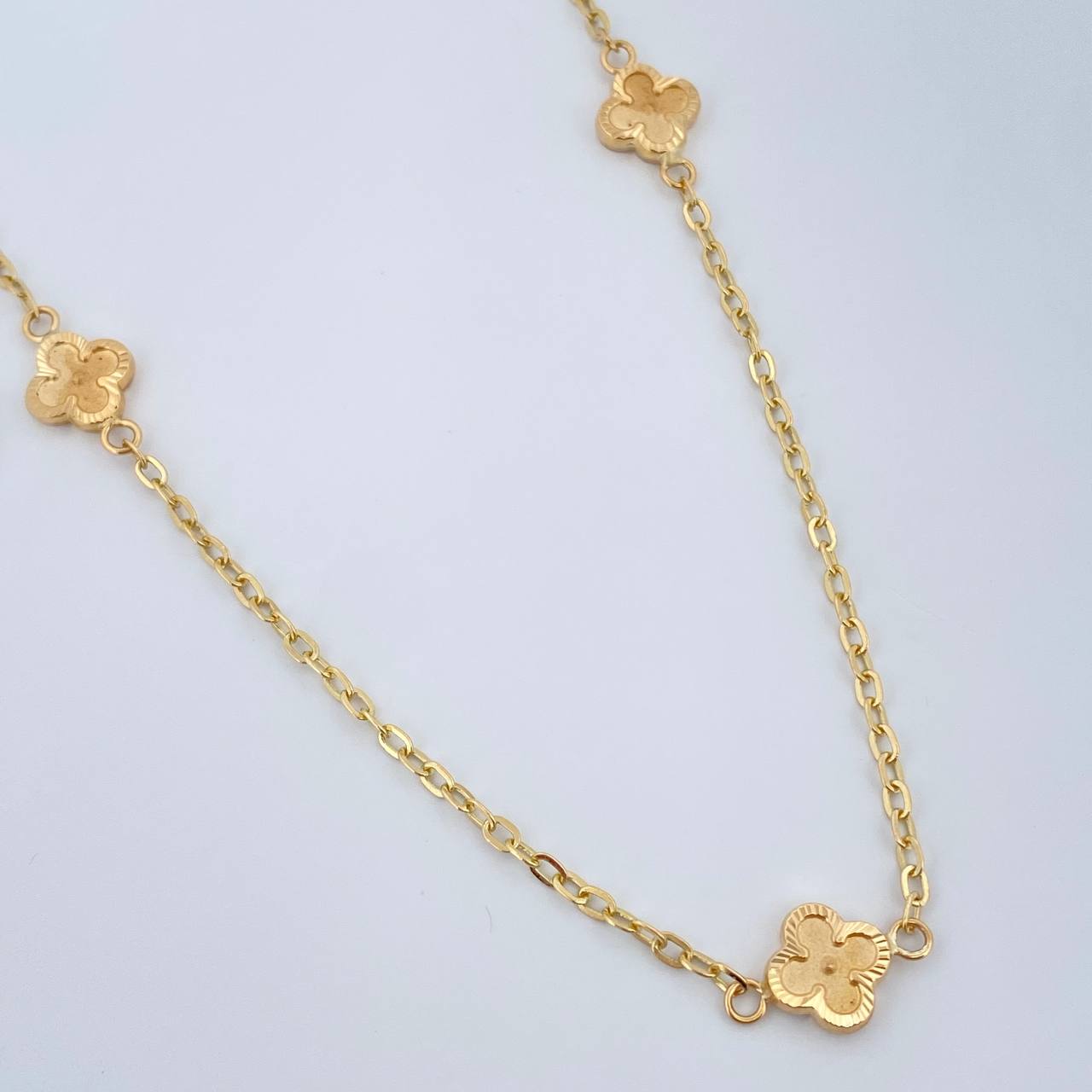 Cadena Aro Seguido Trebol 4.7gr / 46cm / Oro Amarillo 18K &