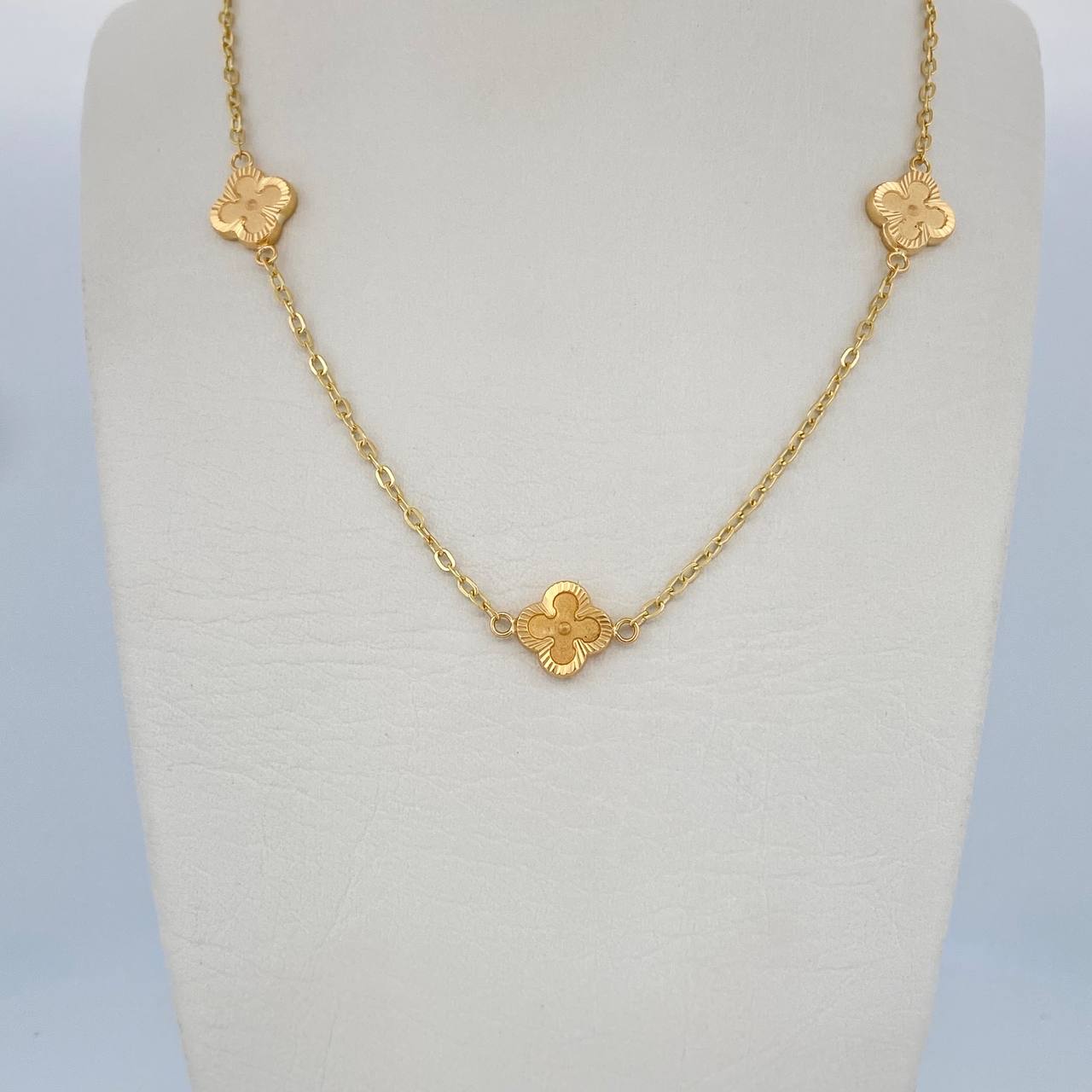 Cadena Aro Seguido Trebol 5.35gr / 45.8cm / Oro Amarillo 18K &