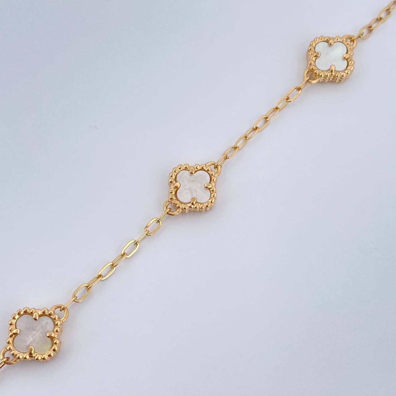 Pulso Aro Seguido Trebol 3.5gr / 17.6cm-19cm / Oro Amarillo Nac.Esp. 18K &
