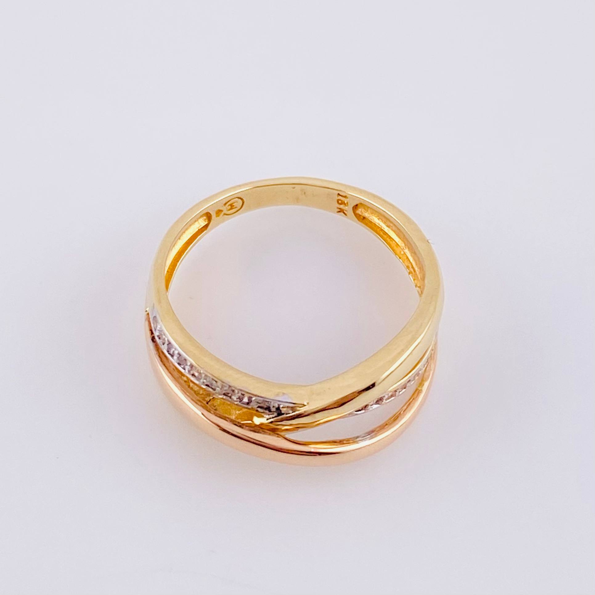 Anillo Triple Enlace 4.35g / T7 1/2 Tres Oros 18K