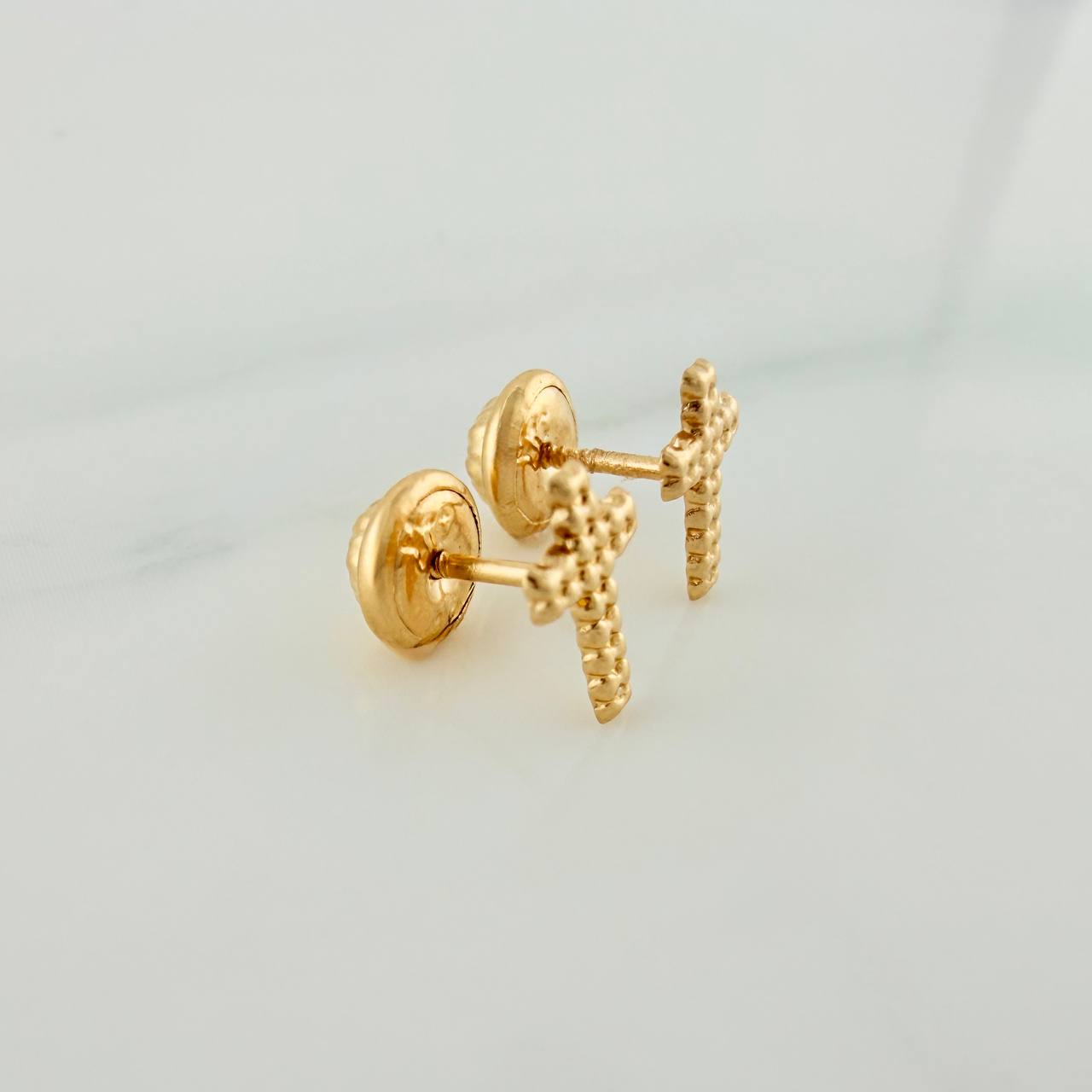 Topos Cruz 0.45gr / 5.2mm Oro Amarillo 18K &