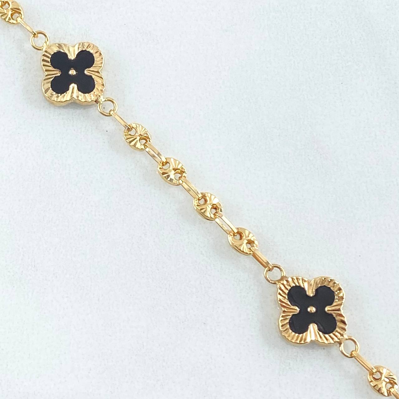 Pulso GC Trebol Negro 4gr / 18.5cm / Oro Amarillo 18K *
