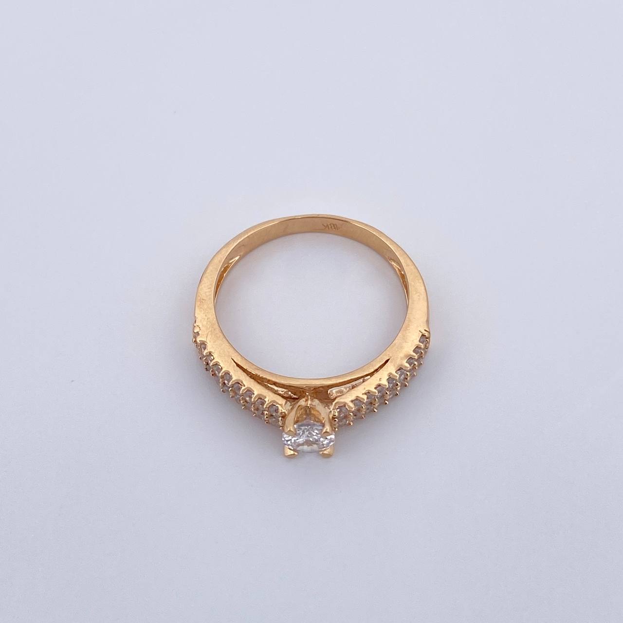 Anillo Solitario Puente 3.3gr / T7 1/4 / Circones Blancos Oro Amarillo 18K &