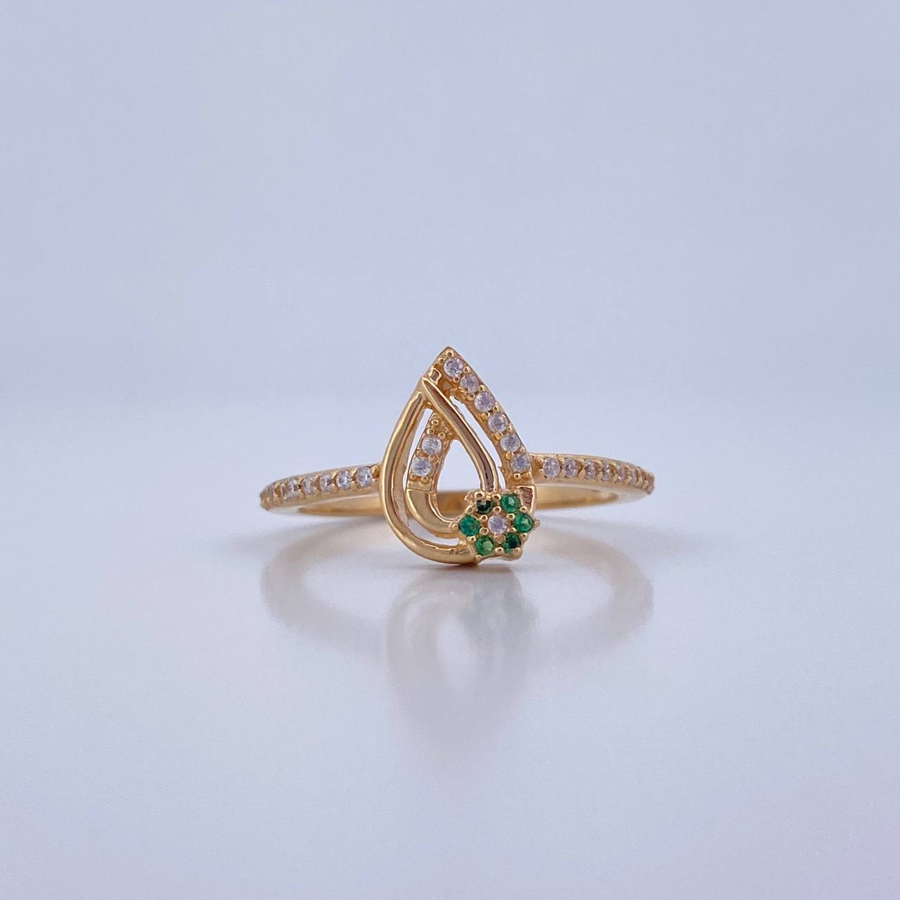 Anillo Gota 2.6gr / T7 1/2 / Circones Verdes Blancos Oro Amarillo 18K &