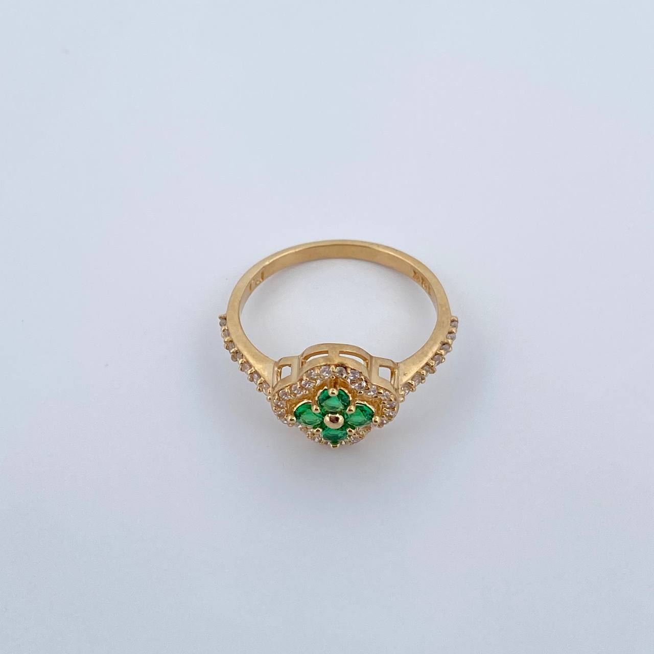 Anillo Trebol 3.1gr / T6 3/4 / Circones Verdes Blancos Oro Amarillo 18K &