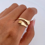 Anillo Abrazo 3.45gr / T6 1/4 / Liso Oro Amarillo 18K &