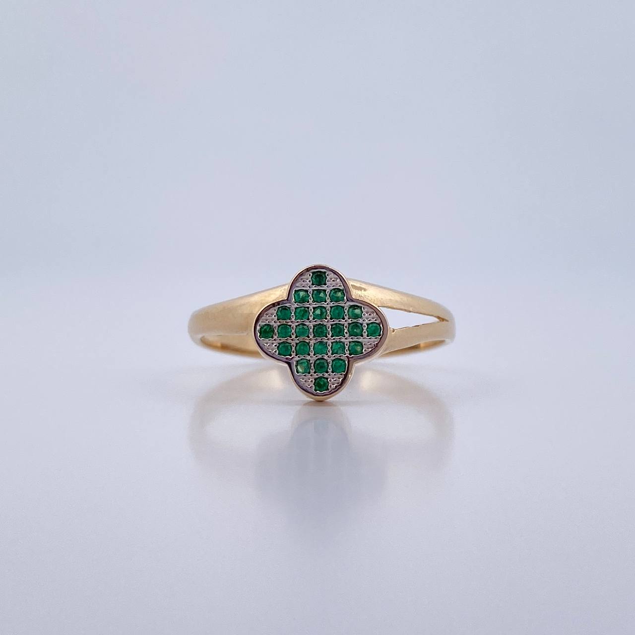 Anillo Trebol 2.45gr / T7 3/4 / Circones Verdes Dos Oros Amarillo Blanco 18K &