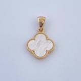 Dije Trebol 1.85gr / 2.4cm / Nacar Blanco Oro Amarillo Nac.Esp. 18K &