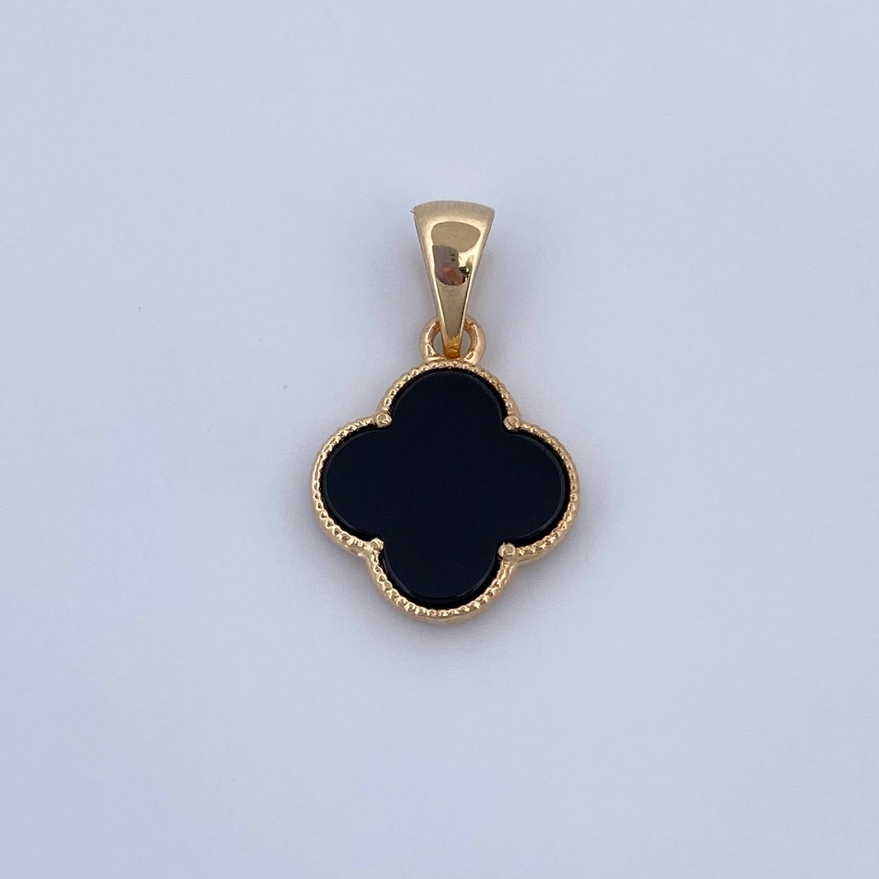 Dije Trebol 1.85gr / 2.4cm / Onix Negra Oro Amarillo Nac.Esp. 18K &