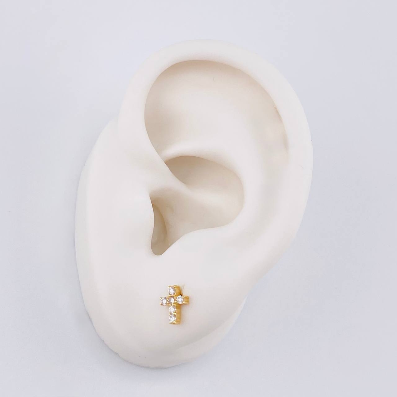 Topos Cruz Tupida Diamantes16 Pts 1.05 g / 6.7 mm Oro Amarillo 18K